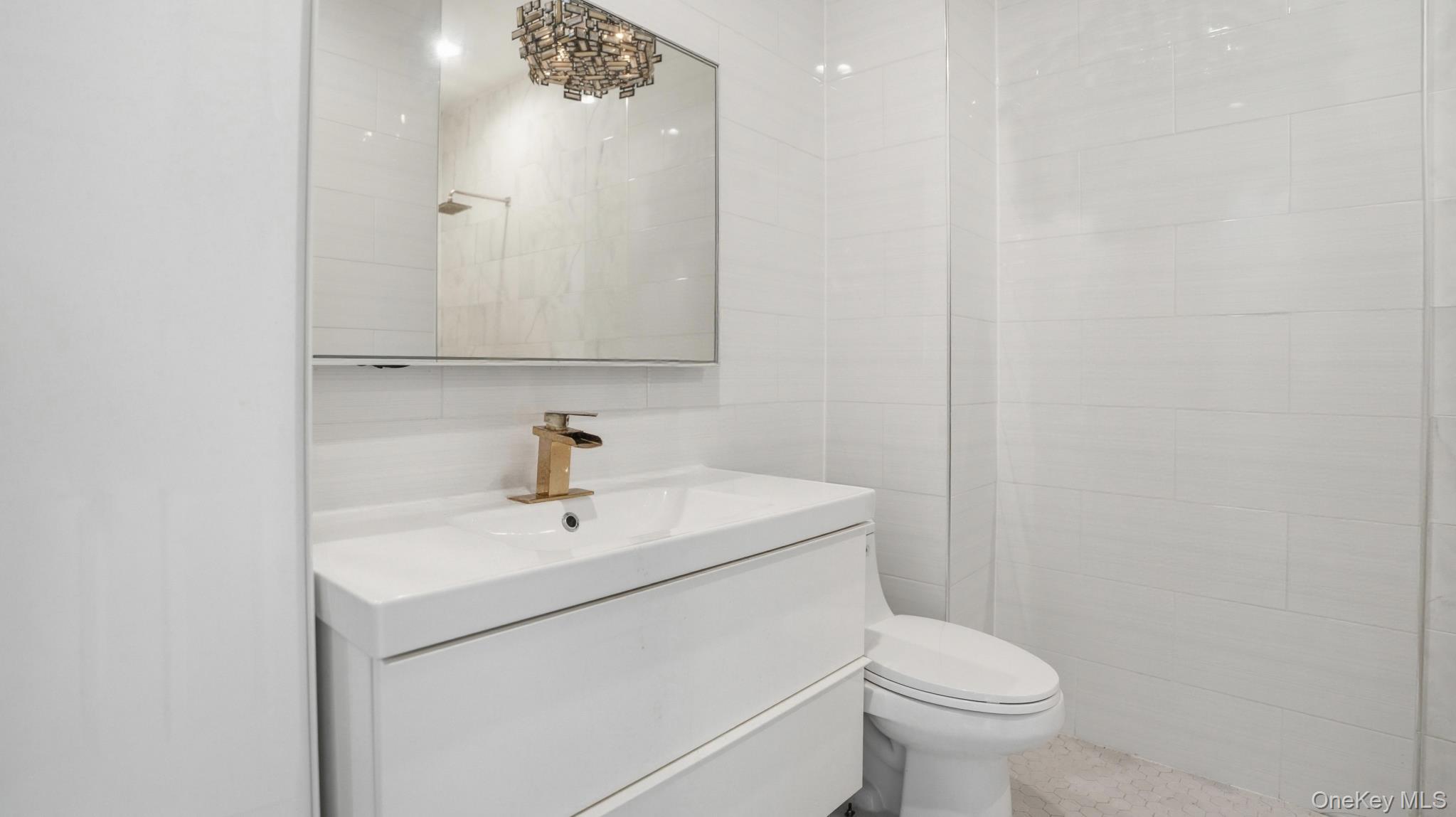 253 Cornelia Street Property Photo 7