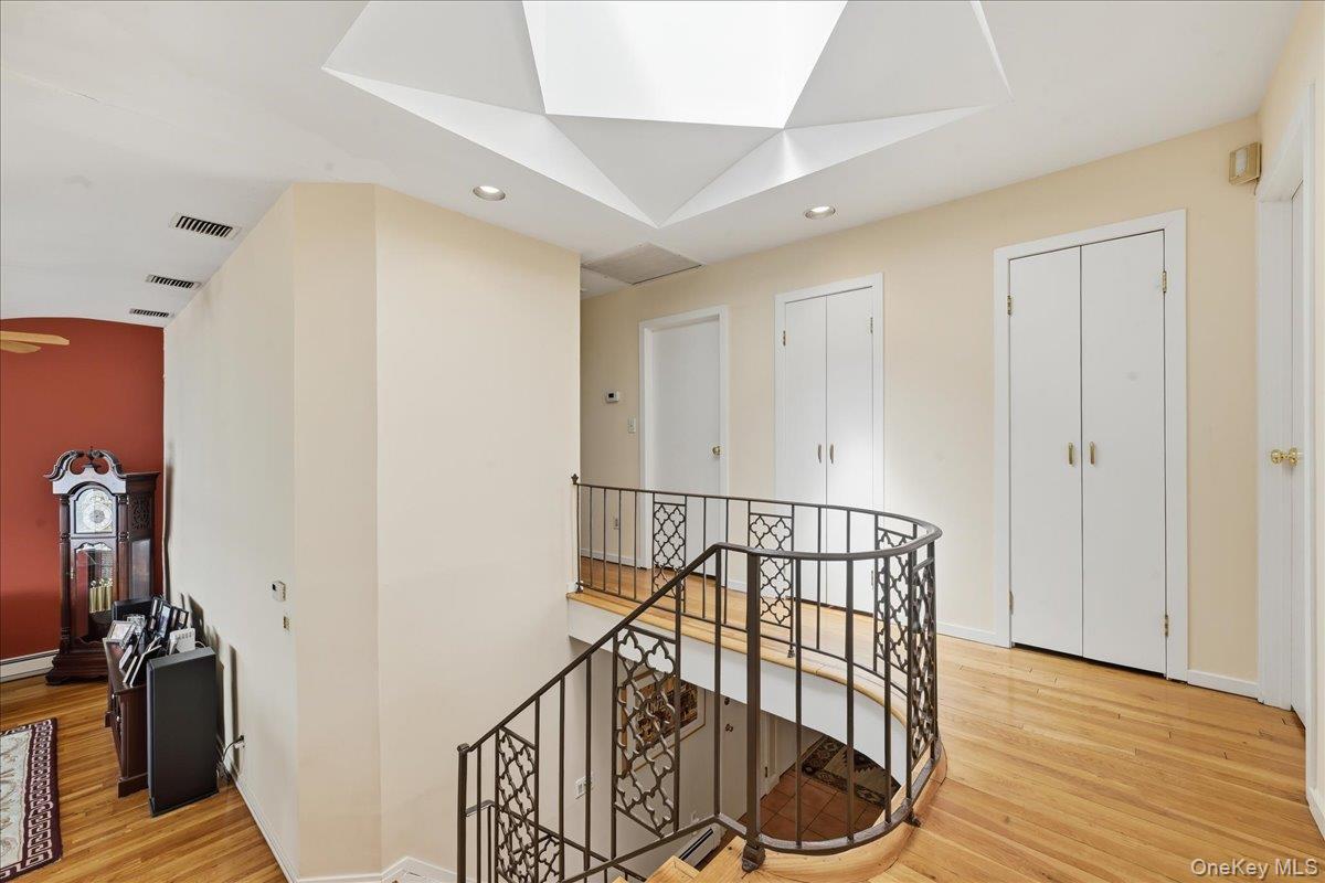 648 Nassau Avenue Property Photo 15