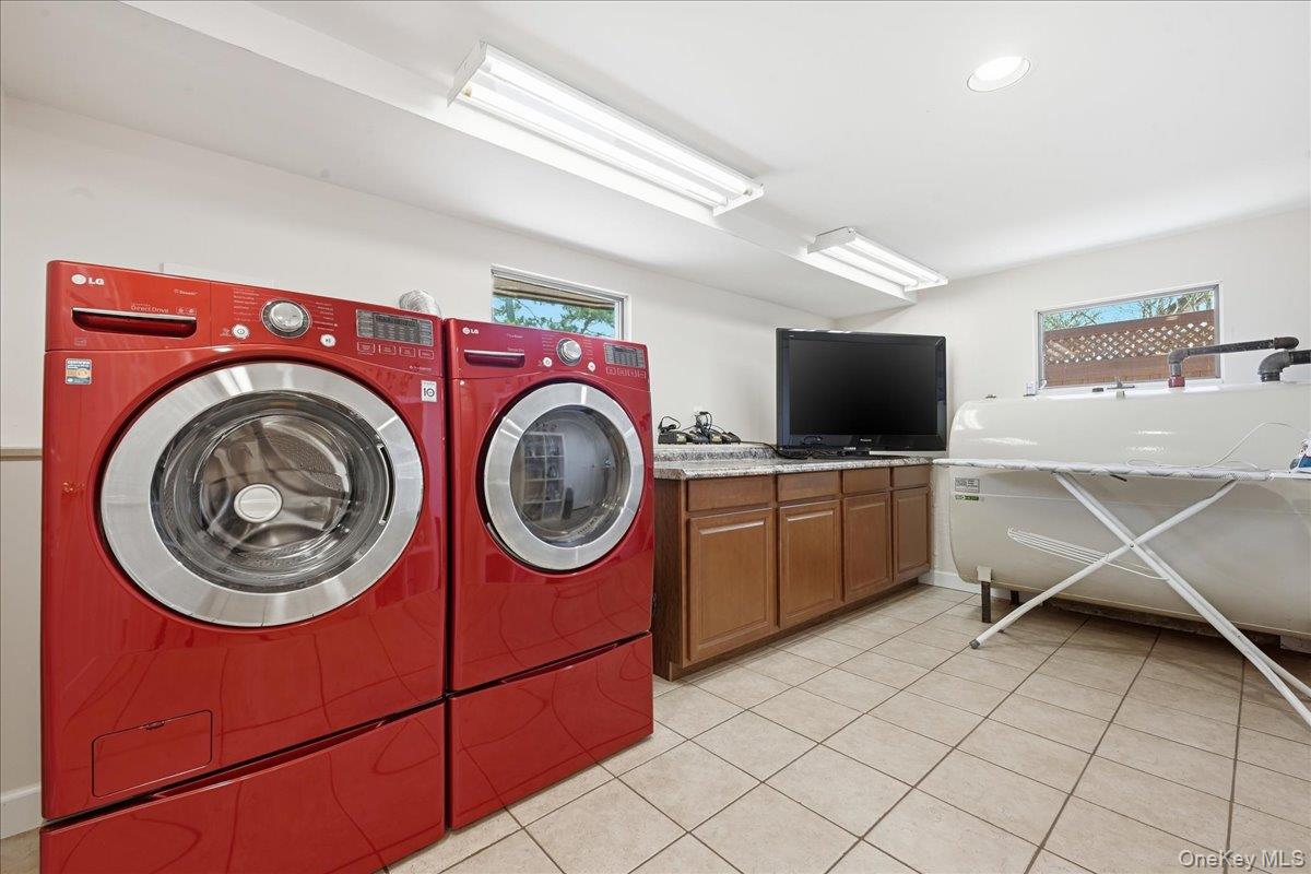 648 Nassau Avenue Property Photo 26