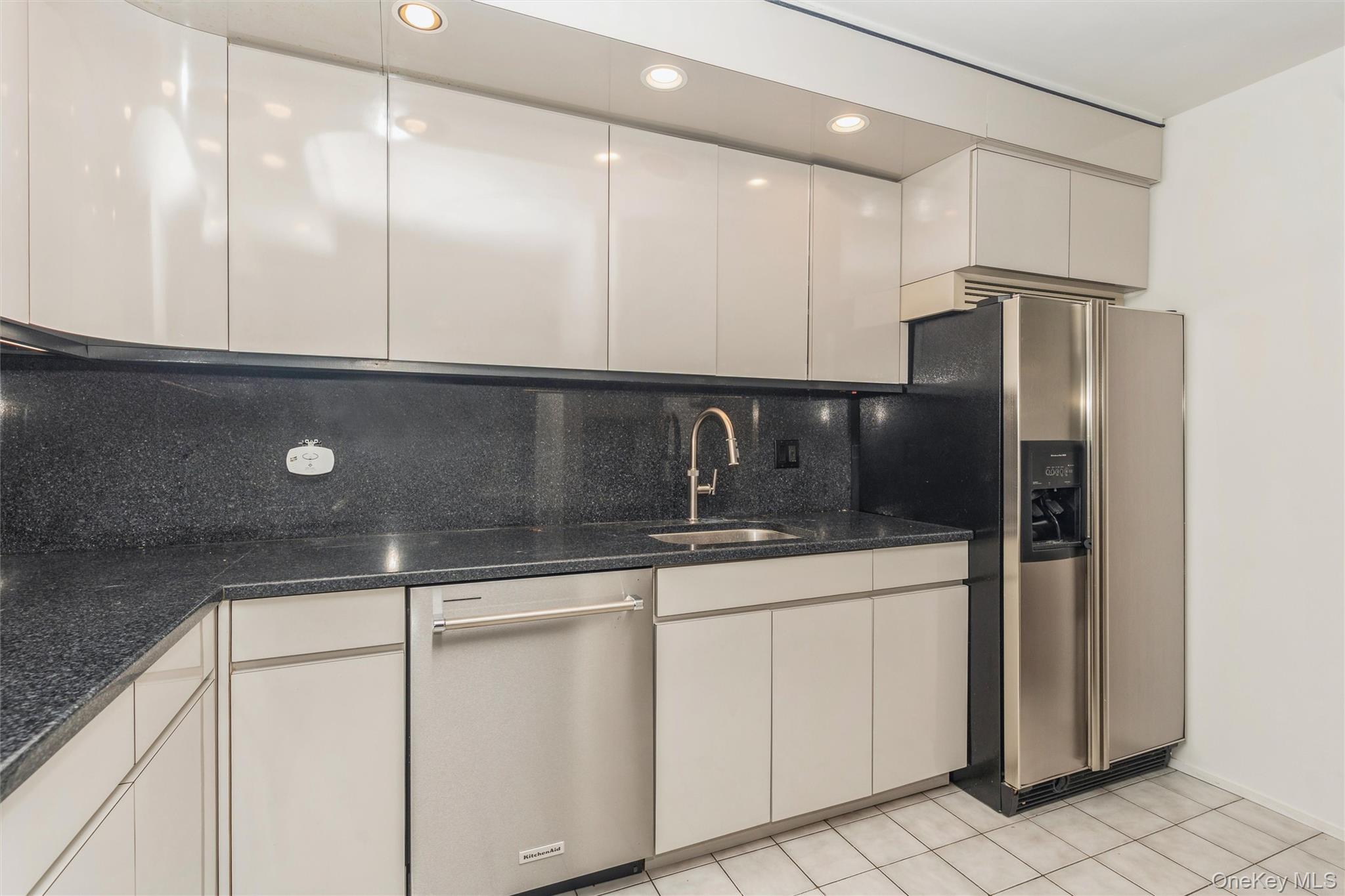 33 Carstairs Road Property Photo 9