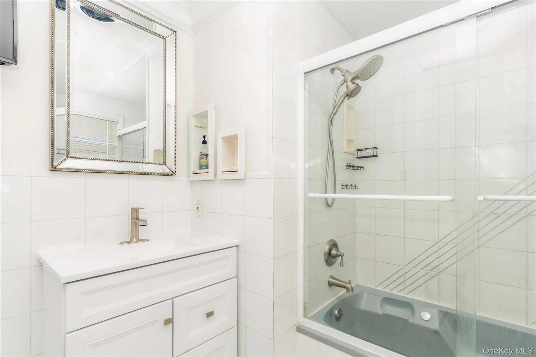 33 Carstairs Road Property Photo 11