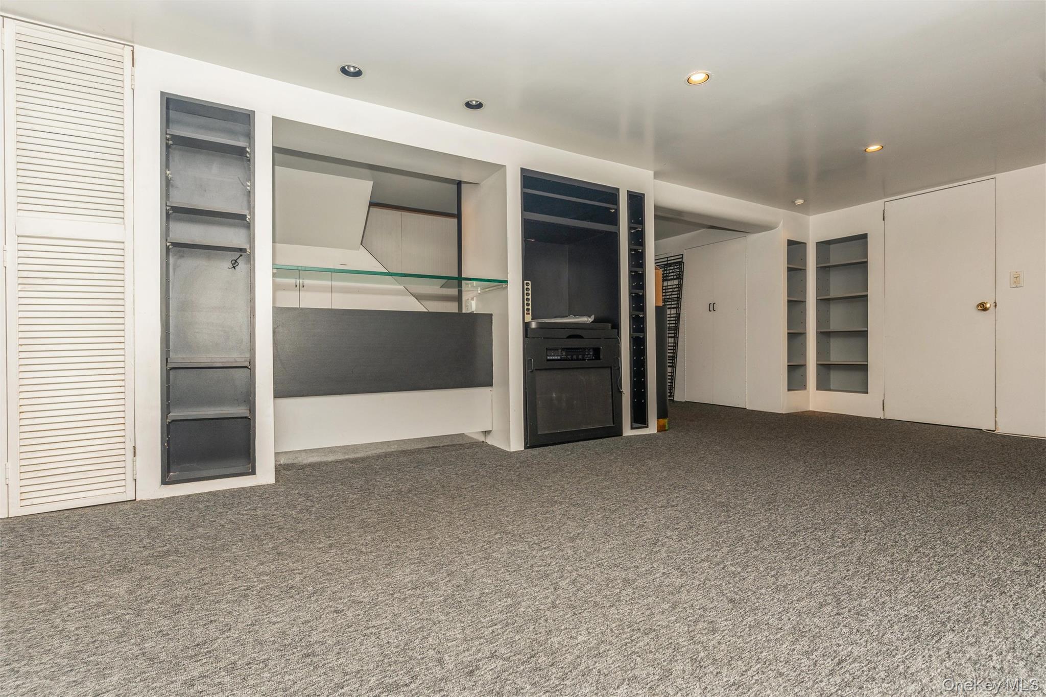 33 Carstairs Road Property Photo 17