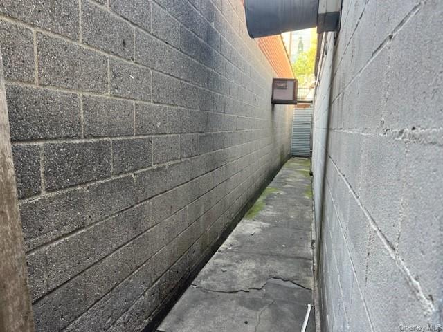 377 Seneca Avenue Property Photo 3