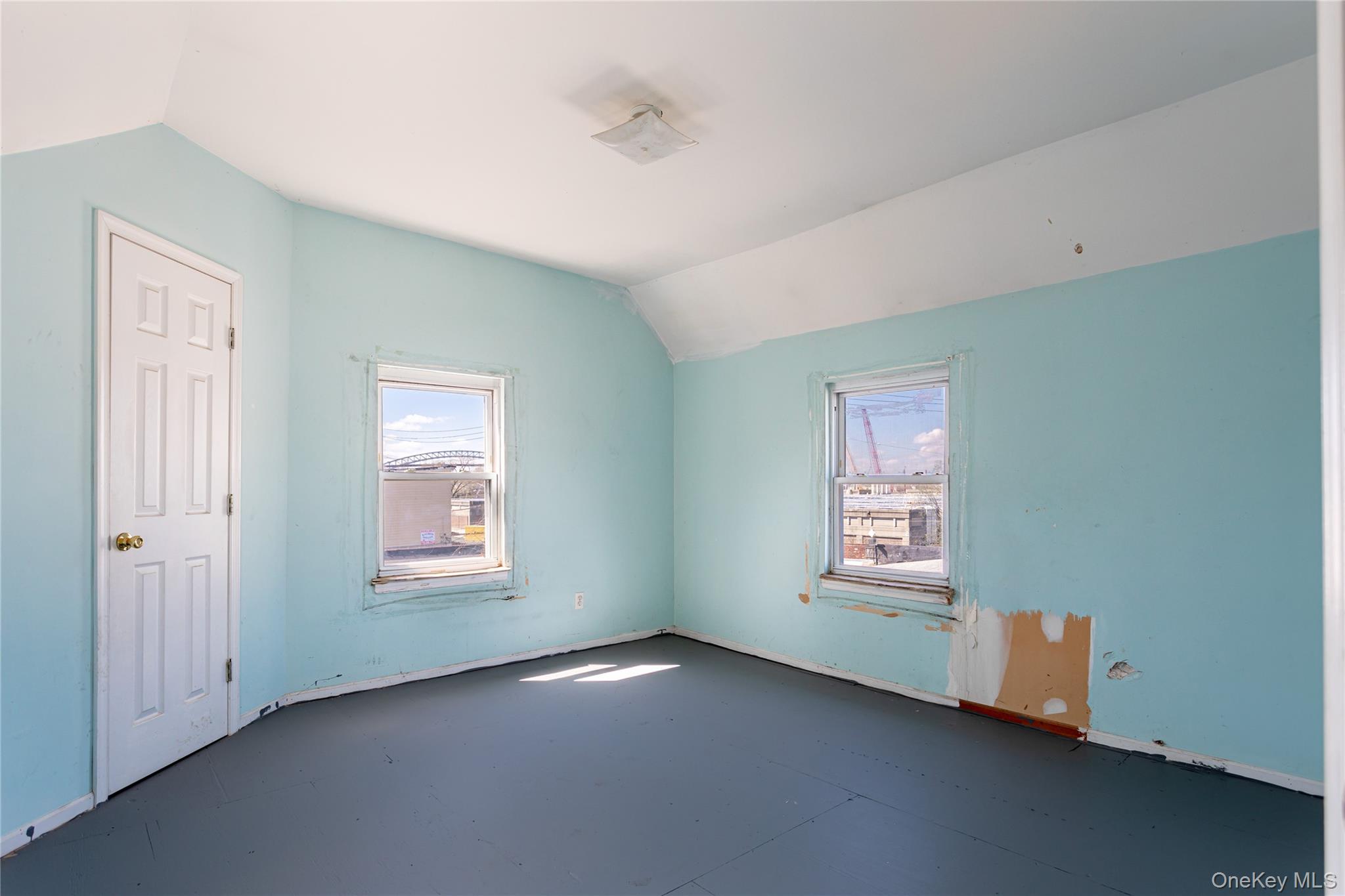 14 Dongan Street Property Photo 15