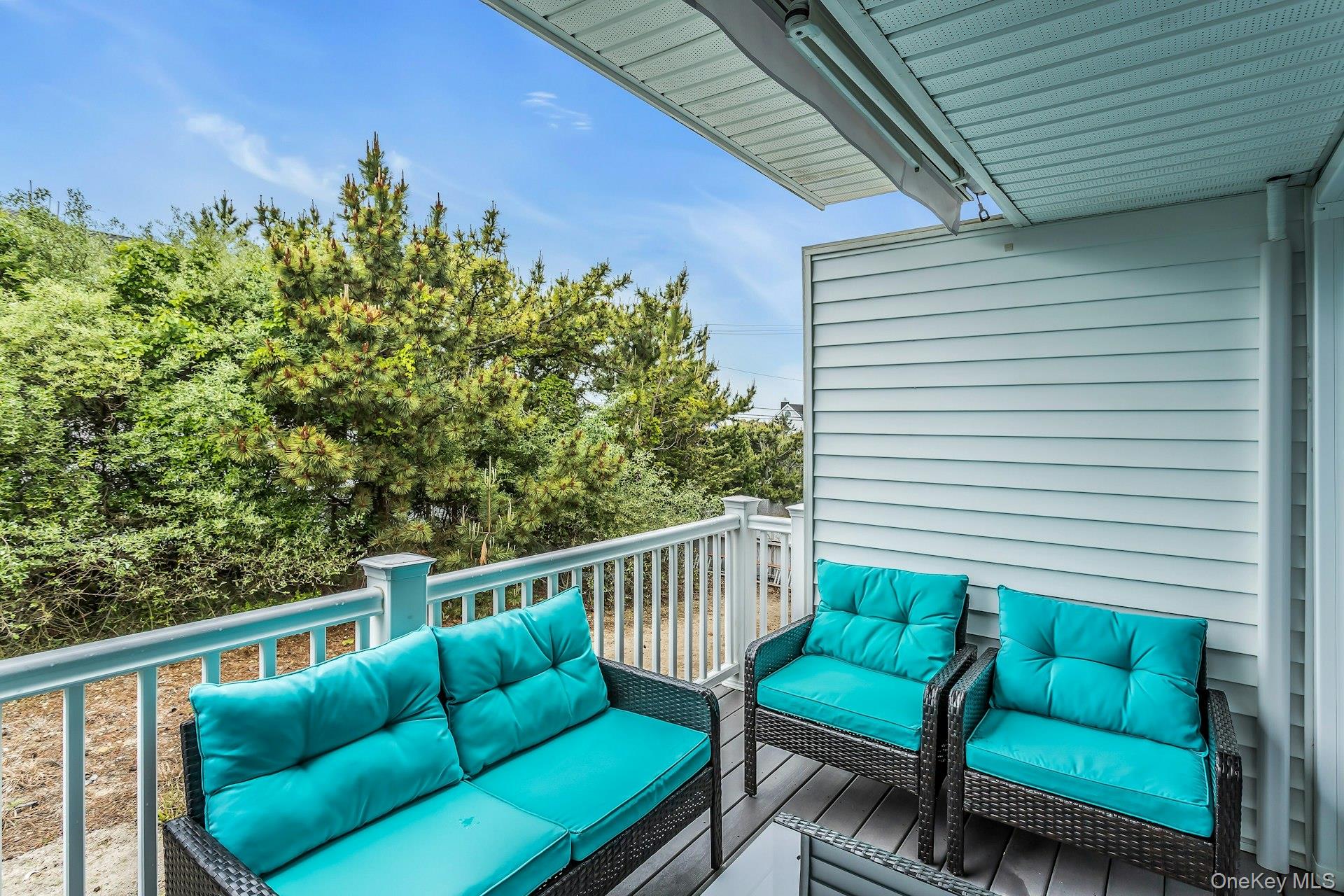 281 Dune Road 18a Property Photo 14