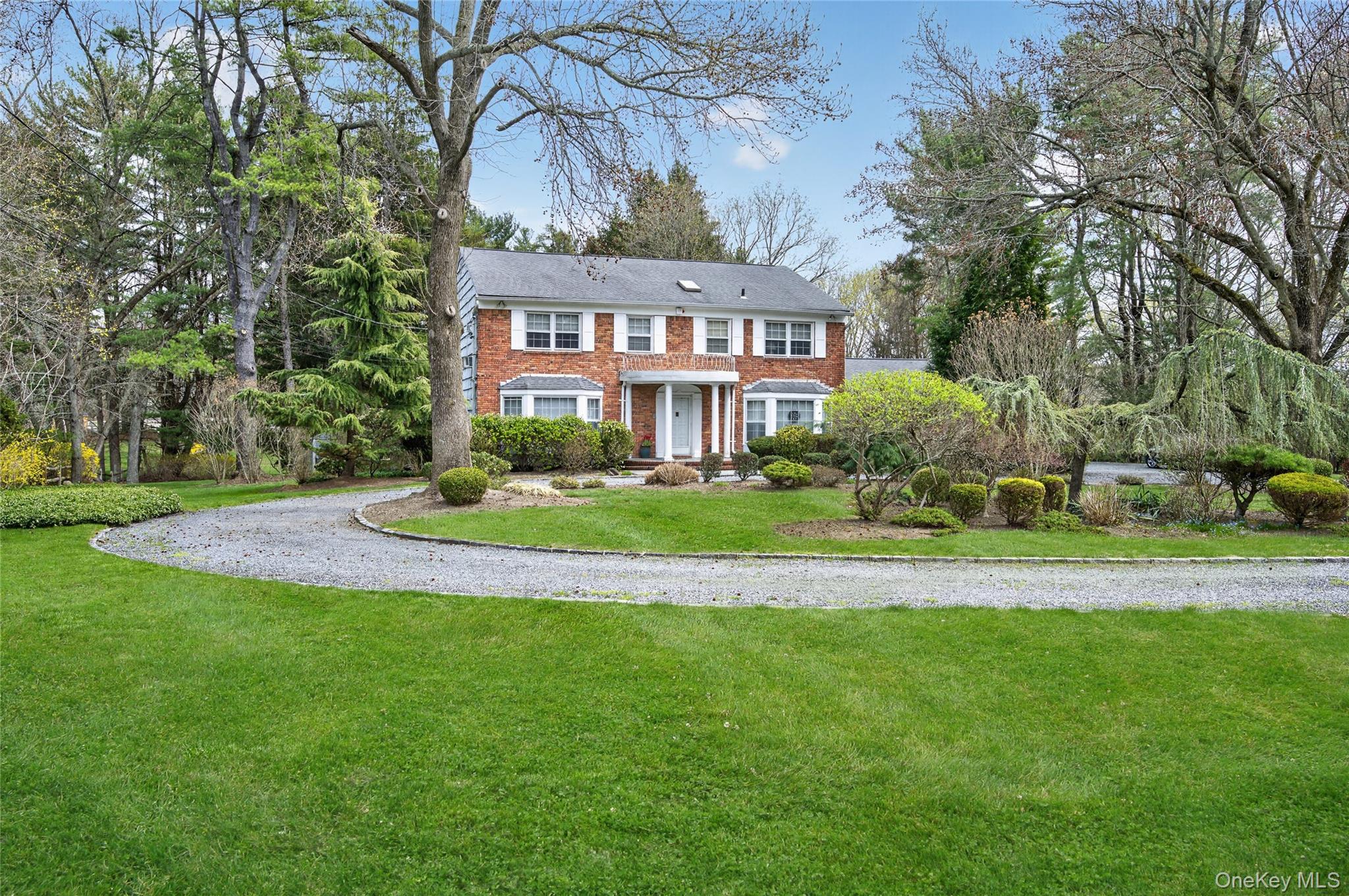 18 Quaker Ridge Drive Property Photo 3