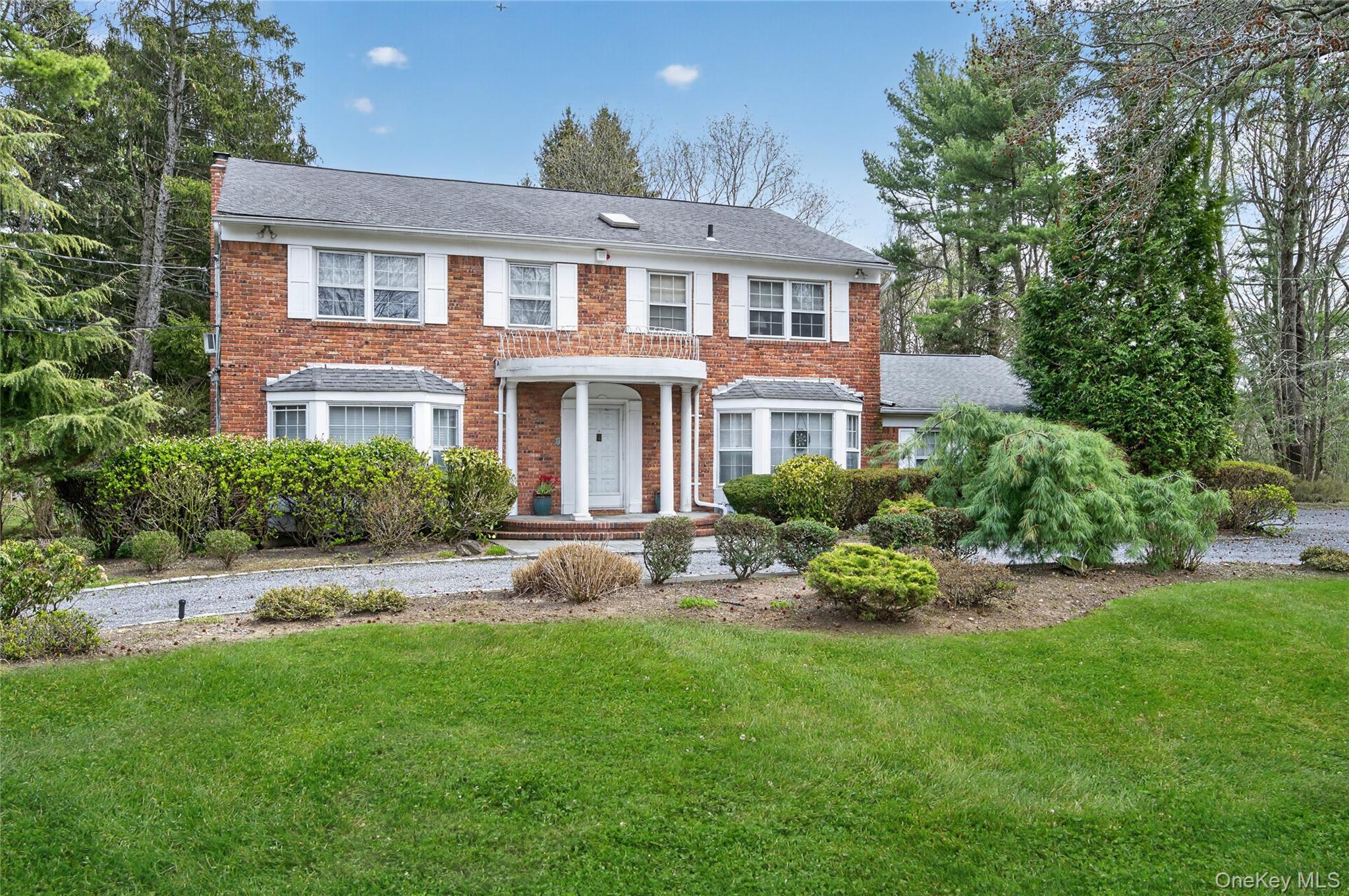 18 Quaker Ridge Drive Property Photo 4