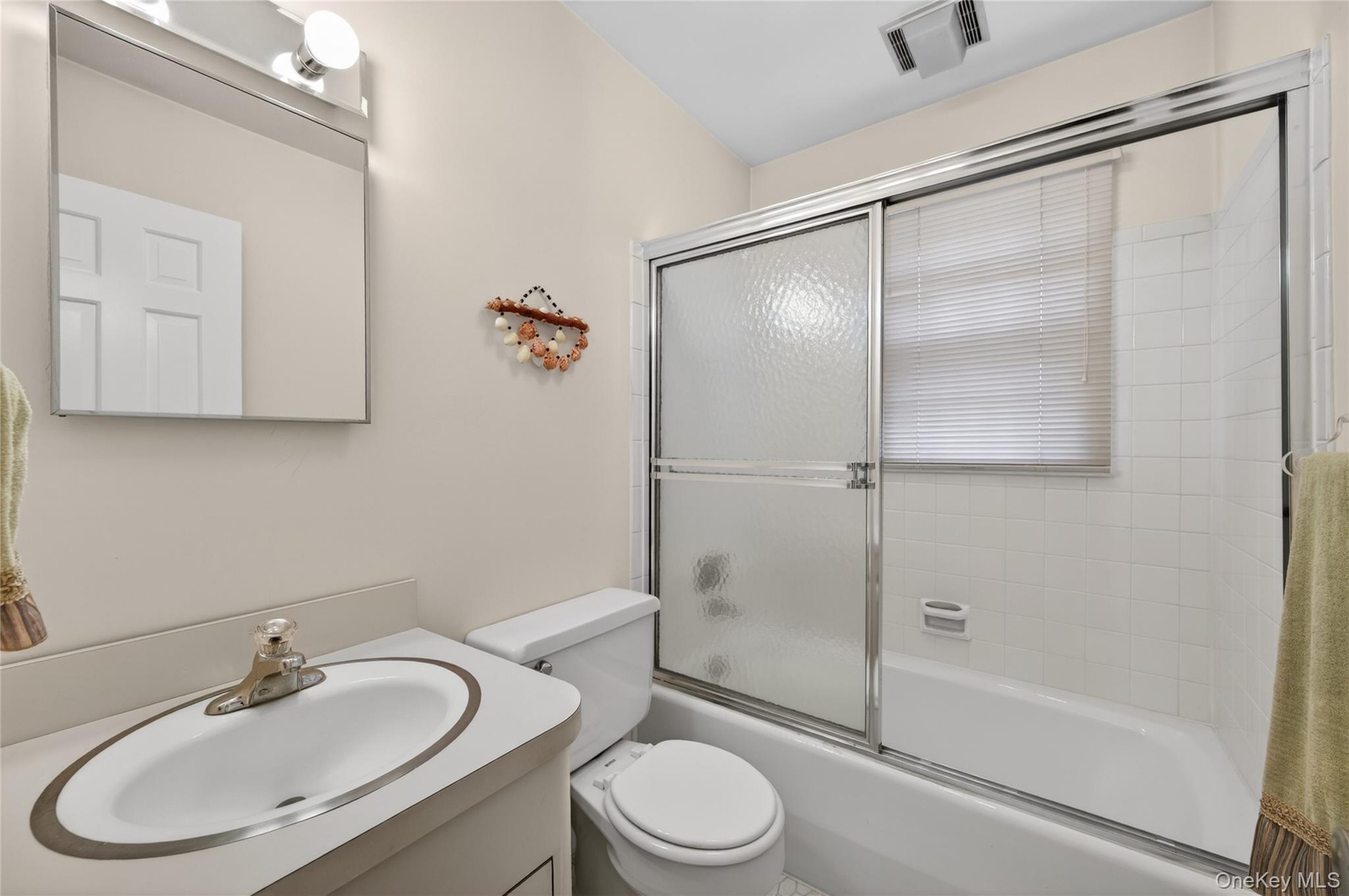 18 Quaker Ridge Drive Property Photo 18