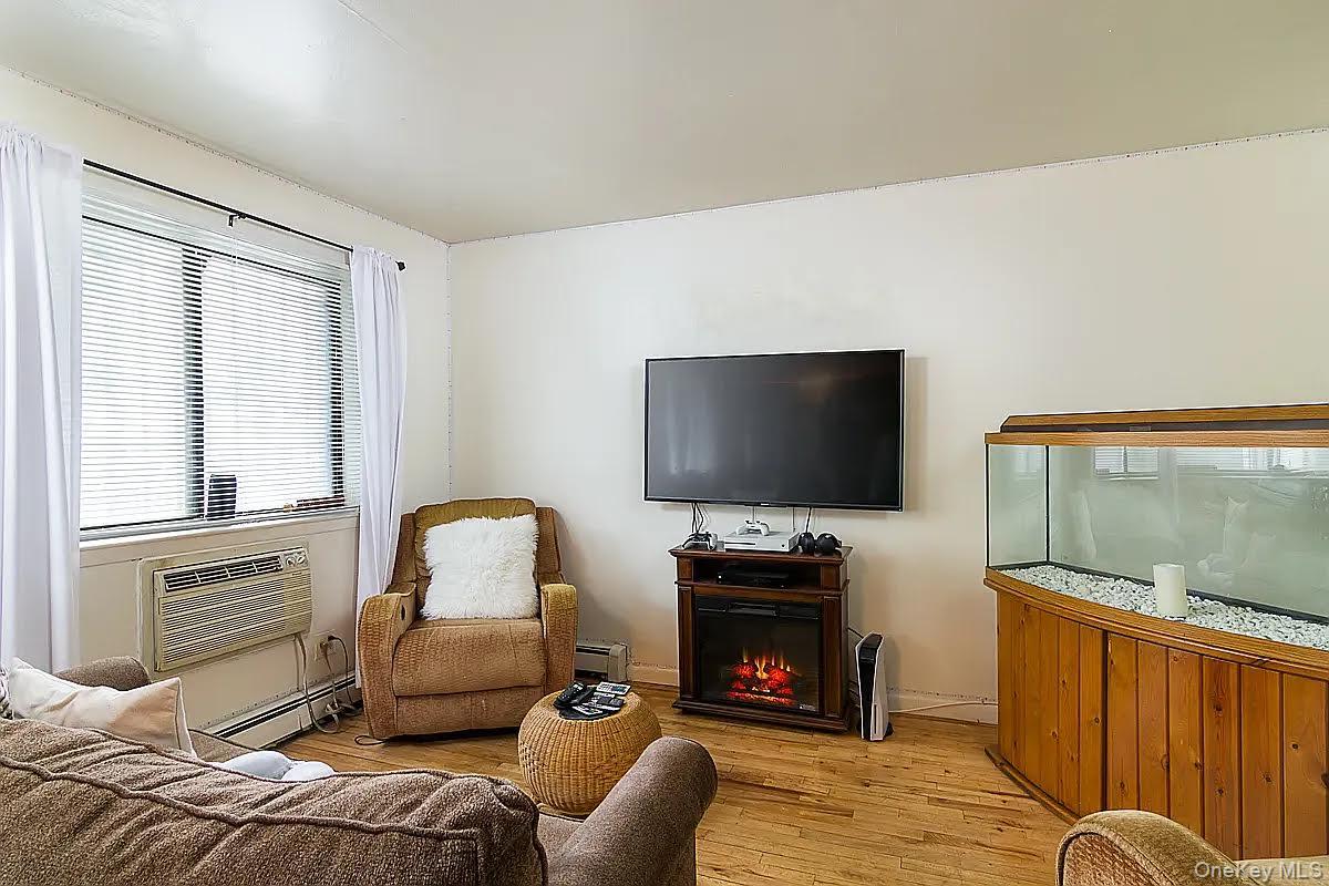 50-50 69th Street 4 Apt Property Photo 10