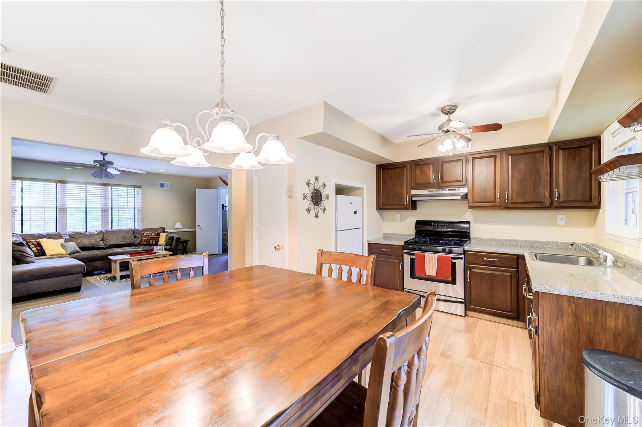 50 Bon Aire Circle C-16 Property Photo 8