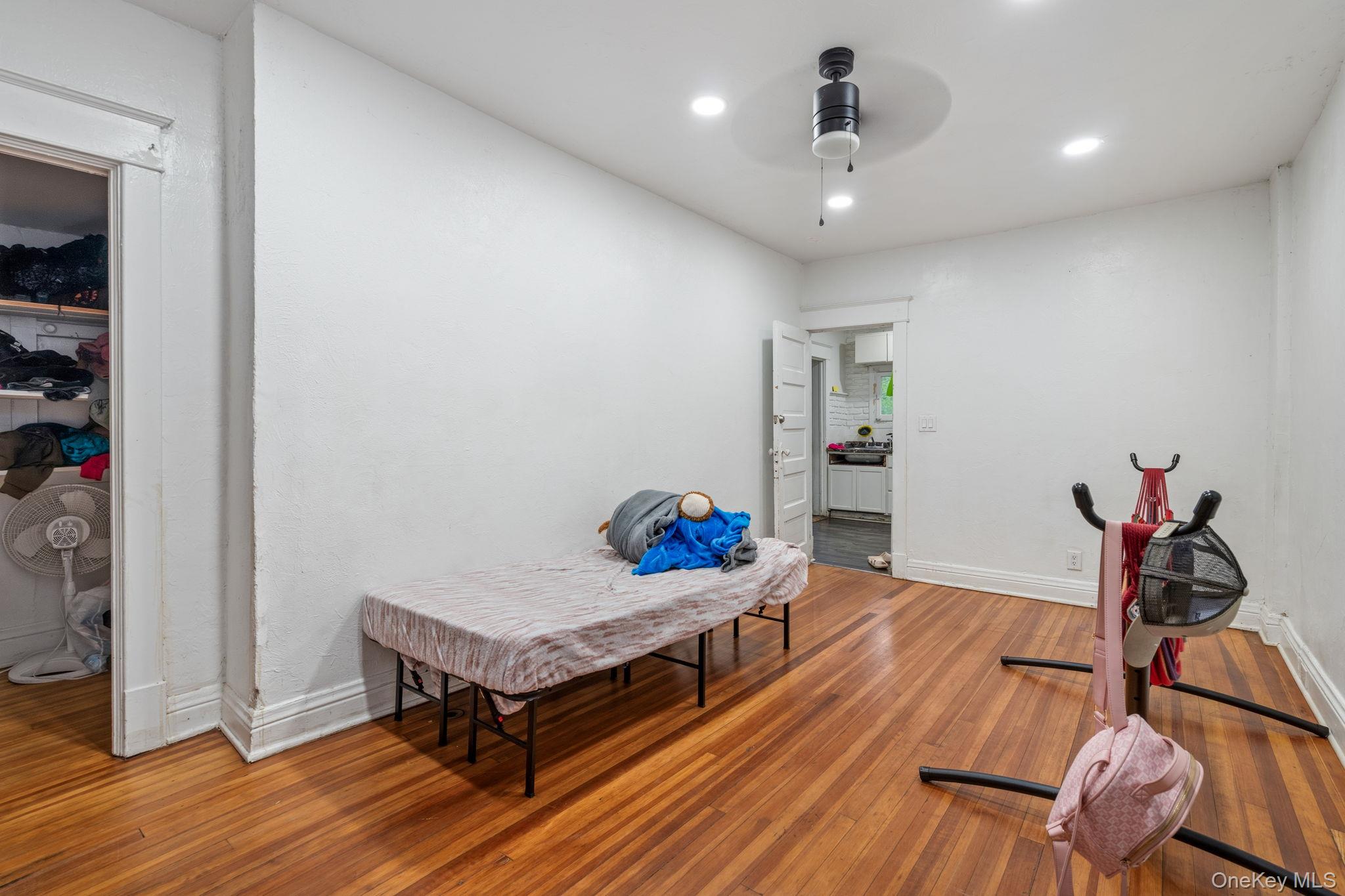 212 Ten Broeck Avenue Property Photo 10