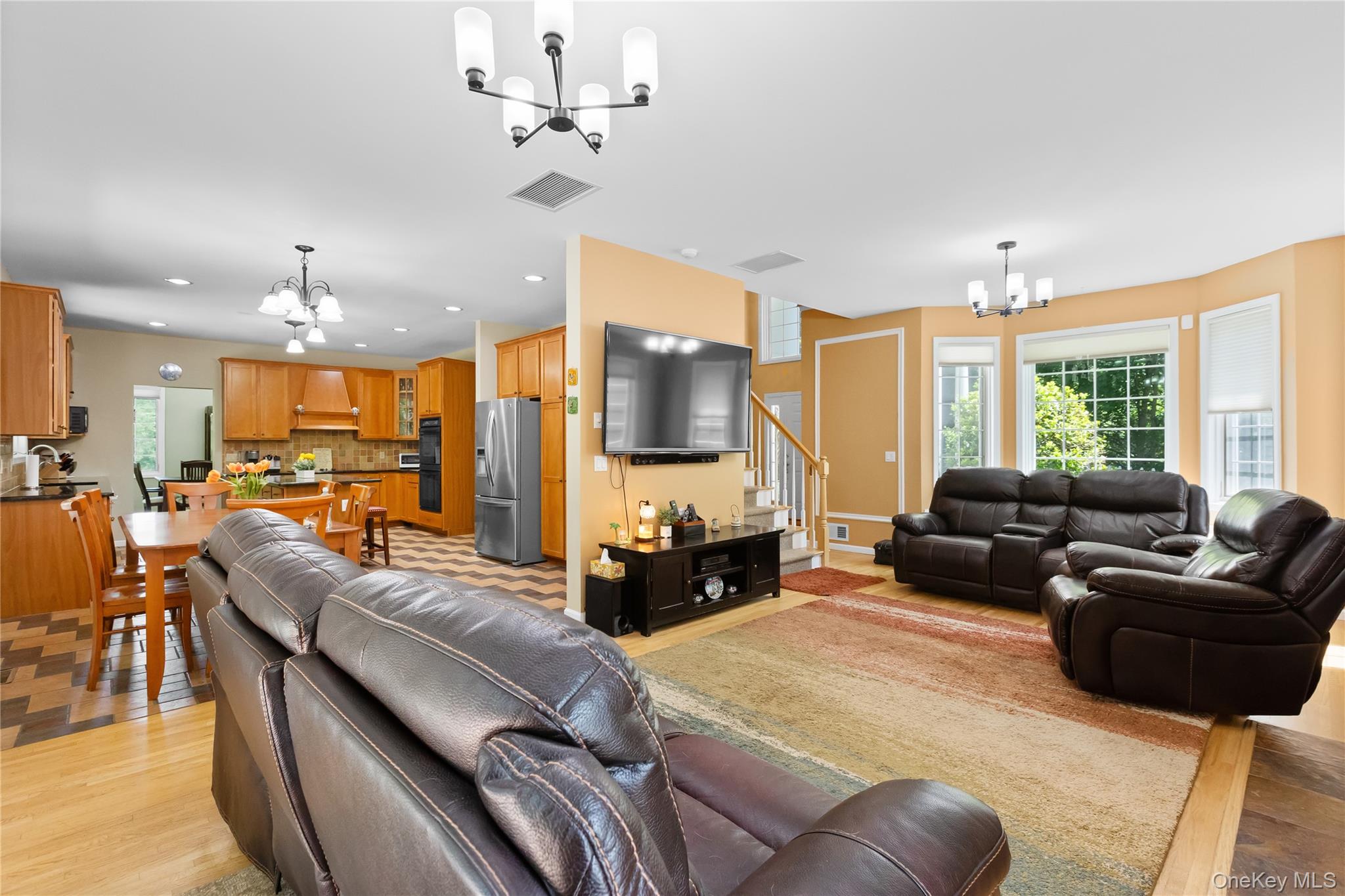875 Hanover Street Property Photo 11