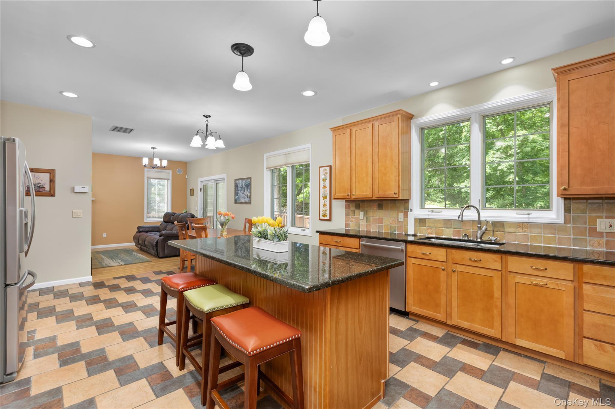 875 Hanover Street Property Photo 15