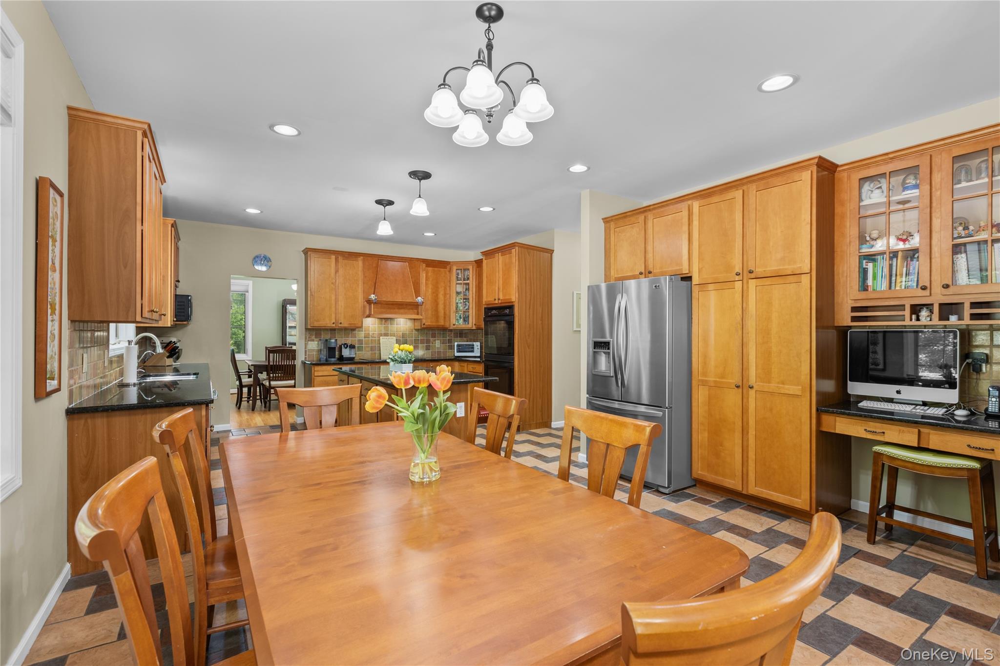 875 Hanover Street Property Photo 18