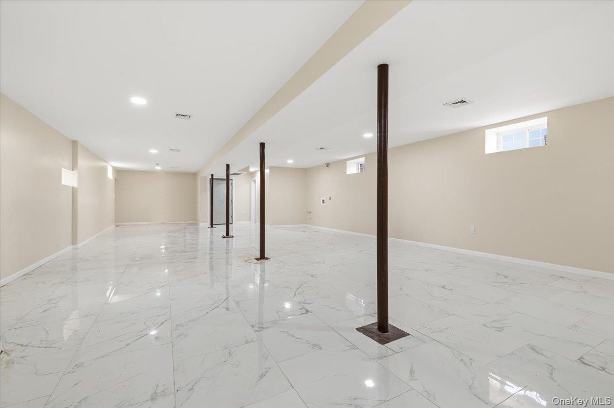 120-27 172nd Street Property Photo 25