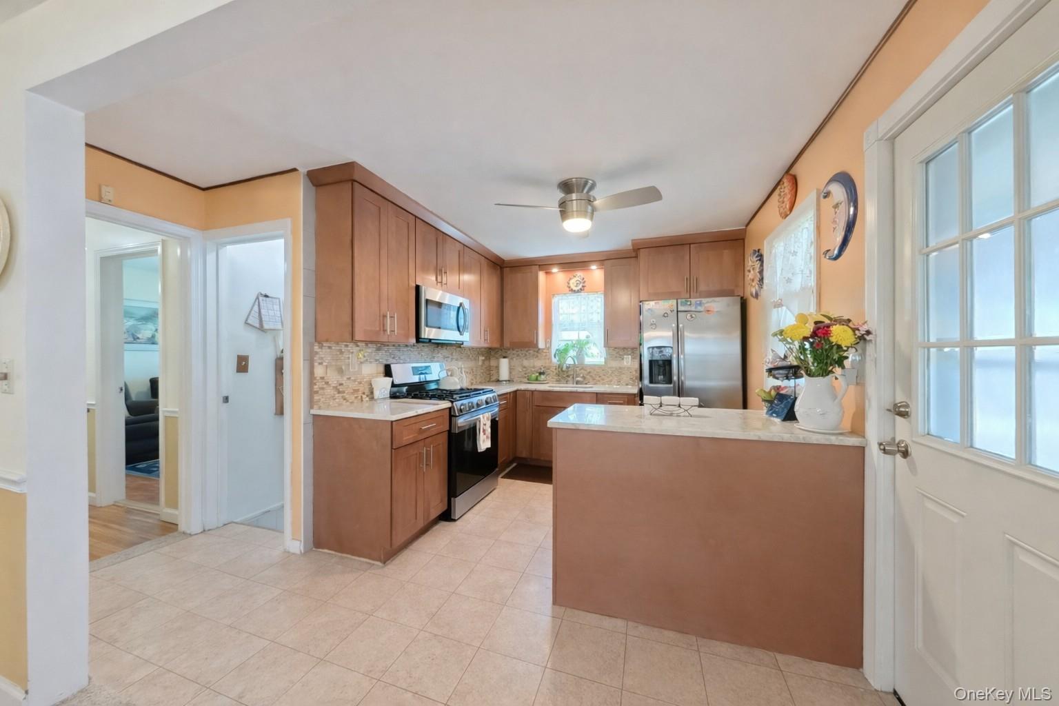 653 Odell Avenue Property Photo 21