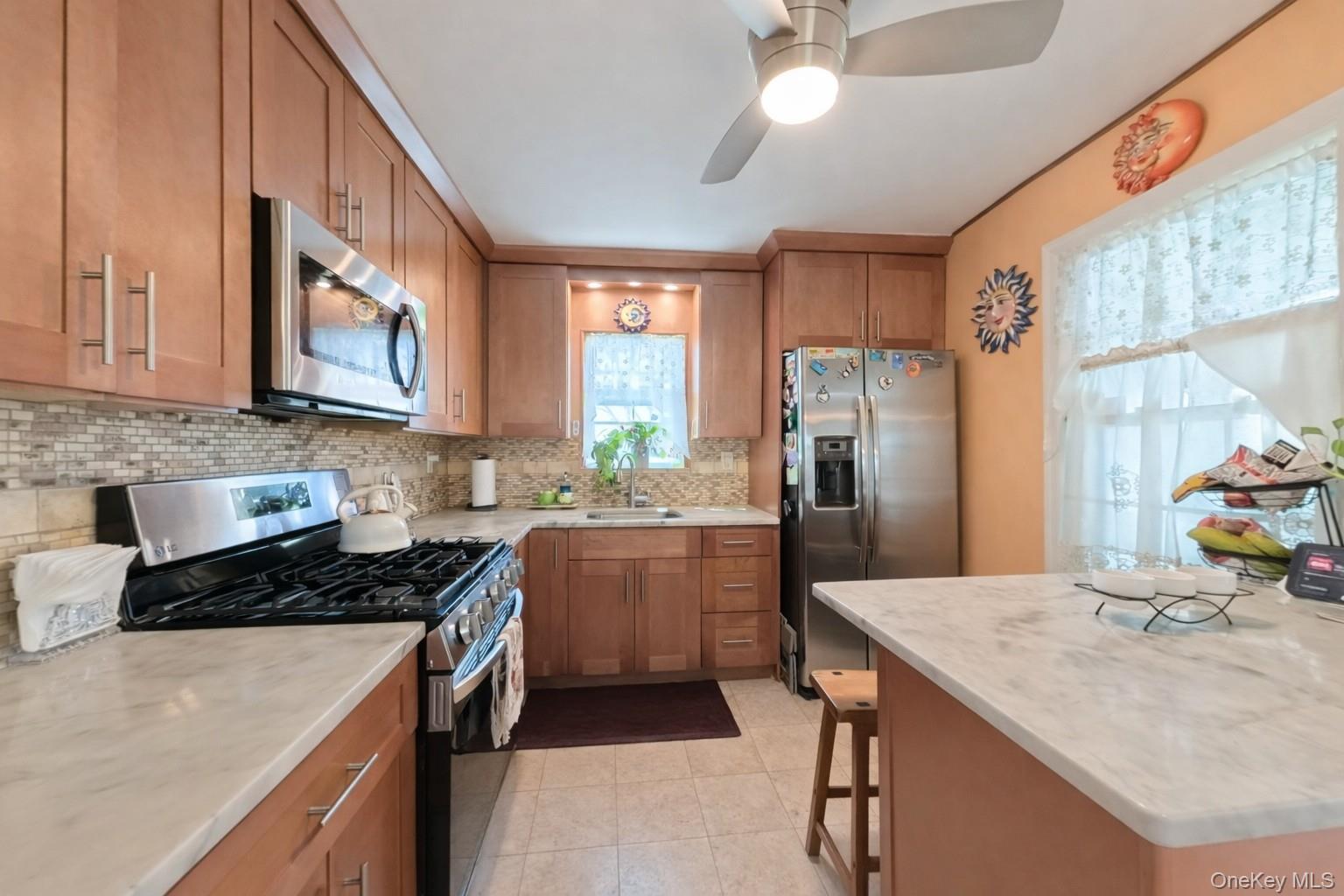 653 Odell Avenue Property Photo 23