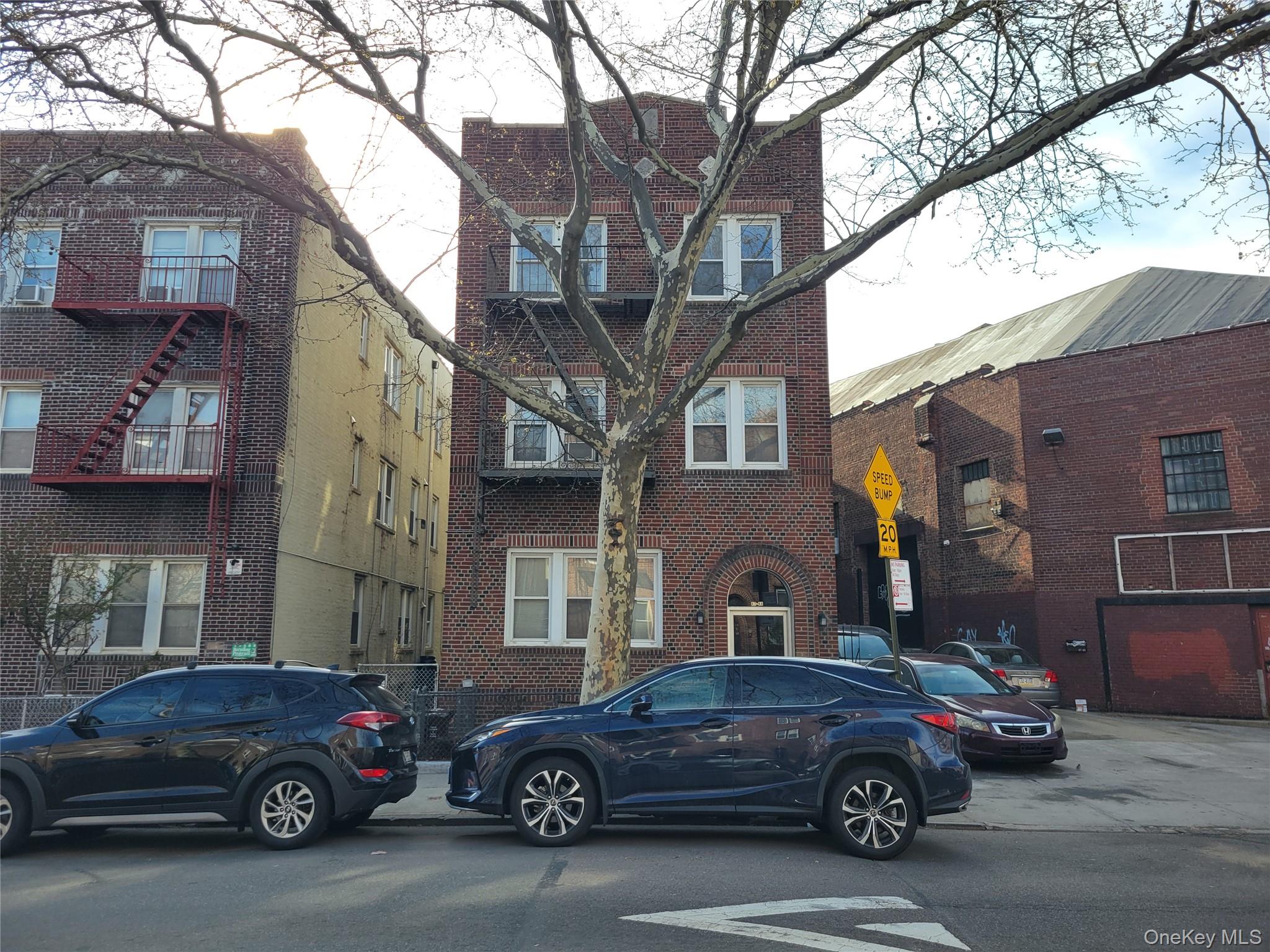 47-44 43rd Street Property Photo 1