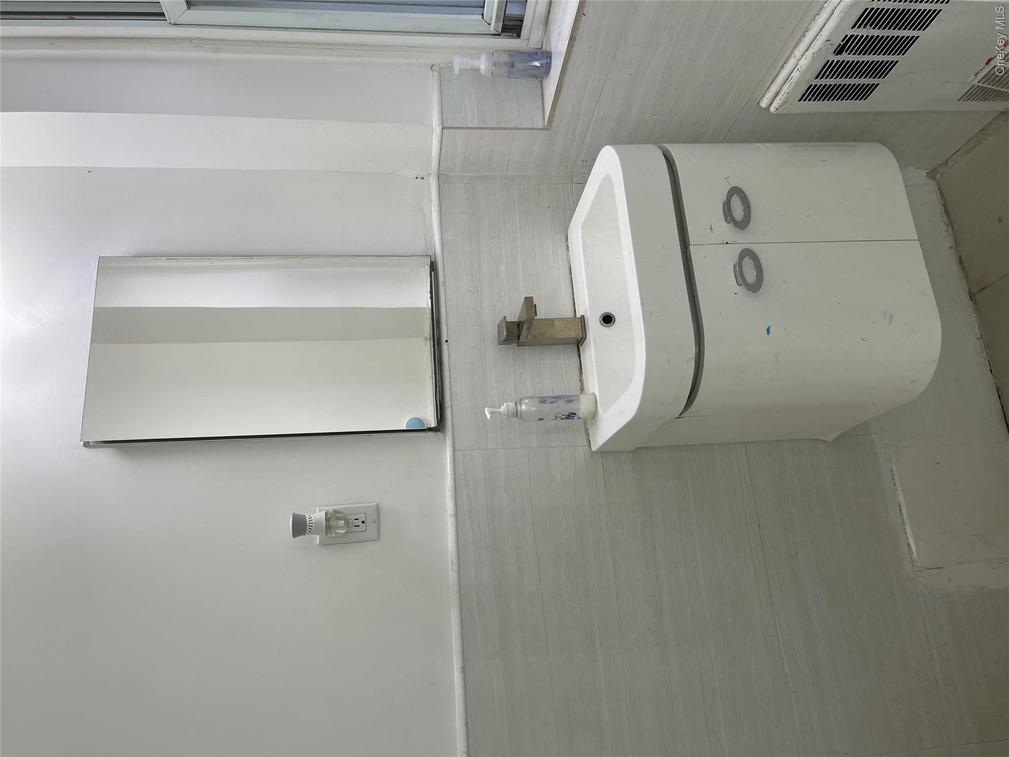43-43 Kissena Boulevard 114 Property Photo 9