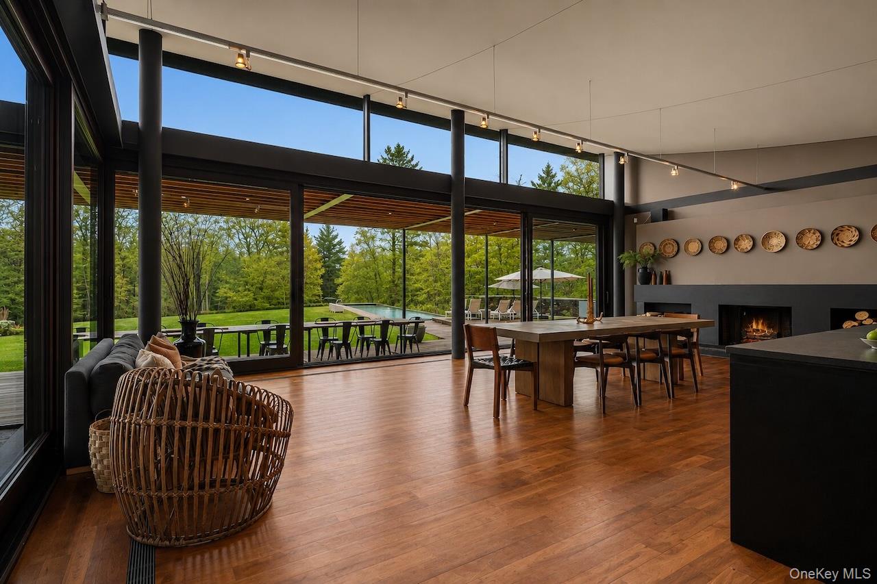 250 Long Pond Road Property Photo 4