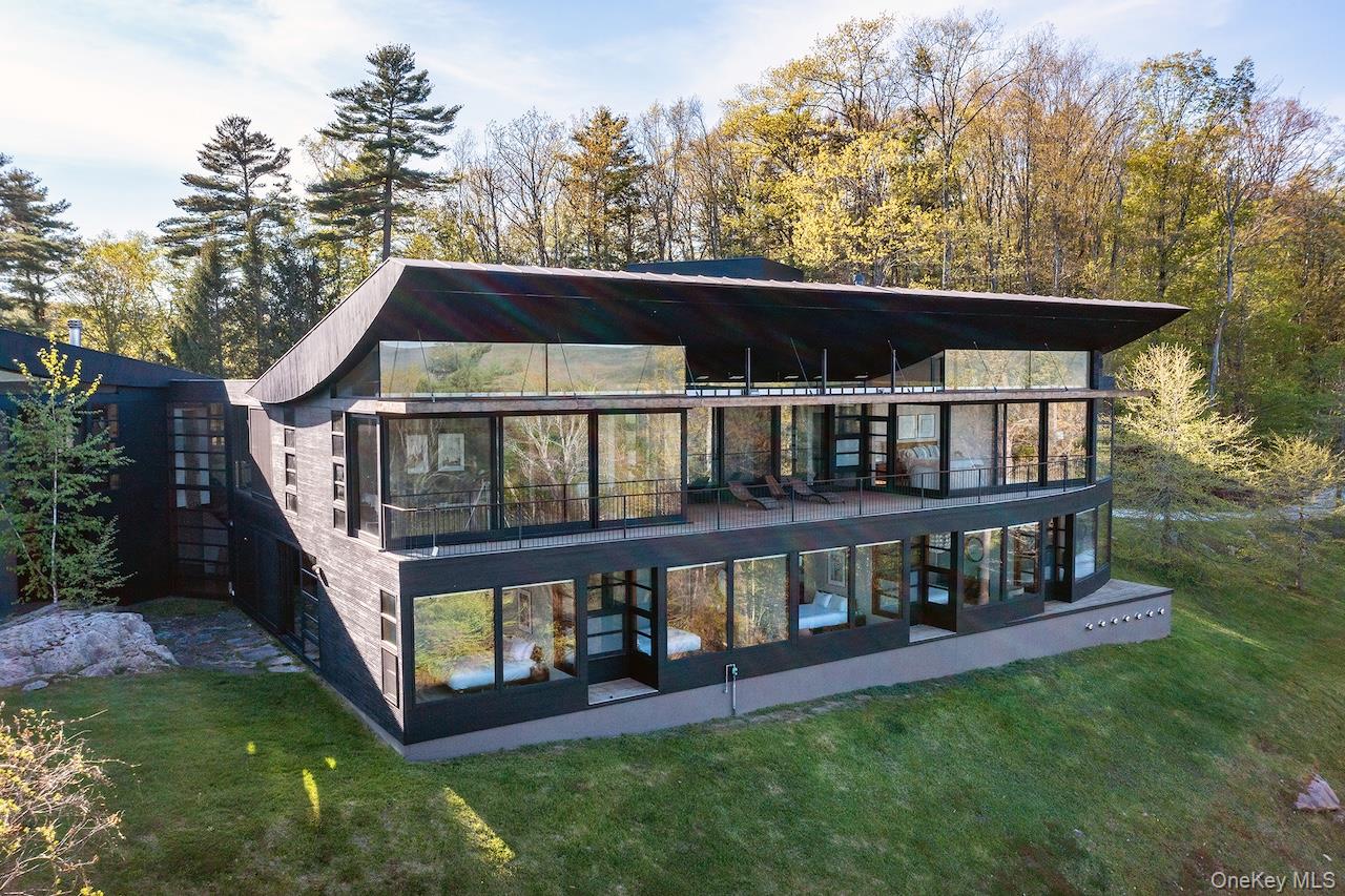 250 Long Pond Road Property Photo 22