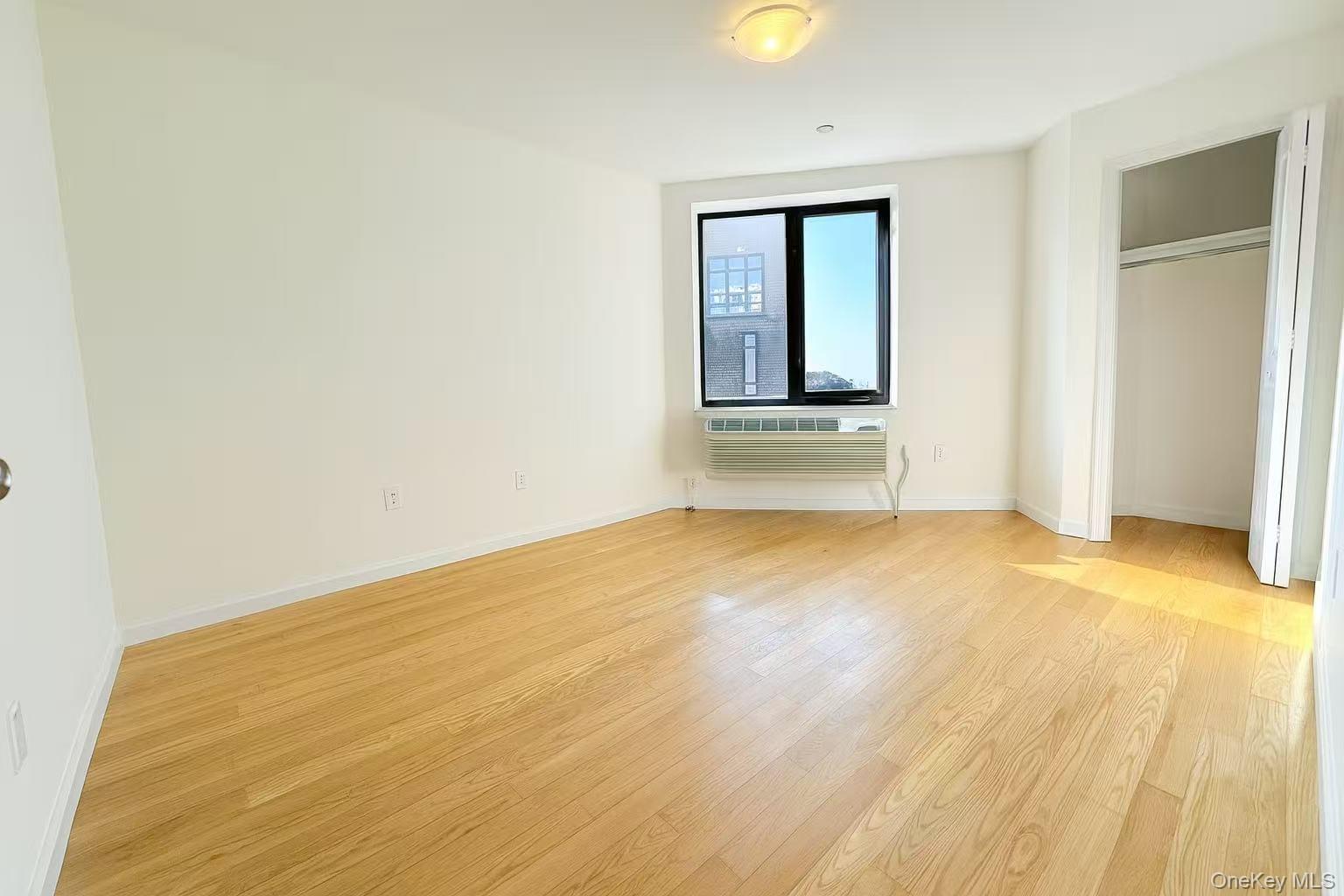 6070 Woodhaven Boulevard 4e Property Photo 13