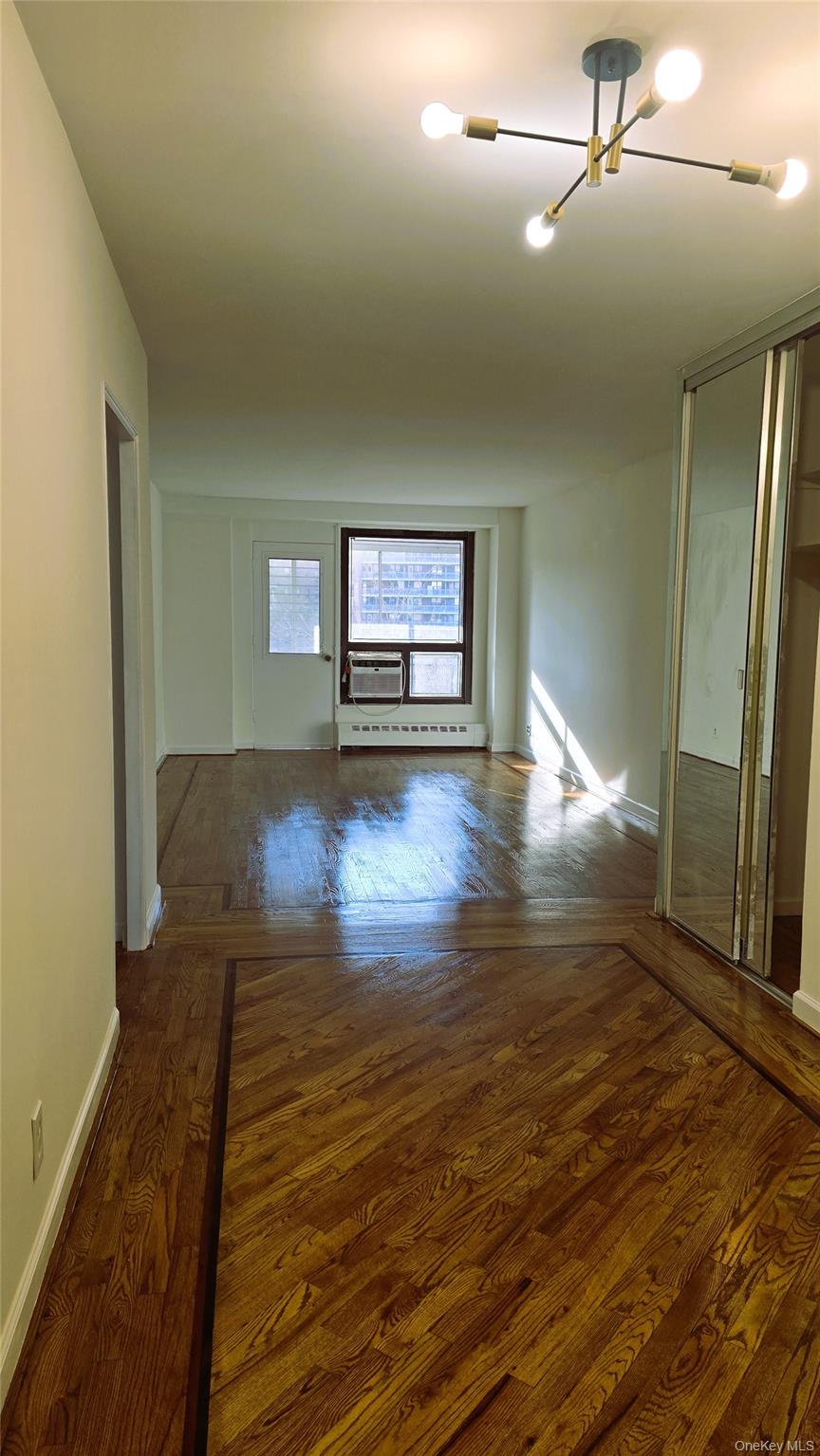 6115 98th Street #4h Property Photo 4