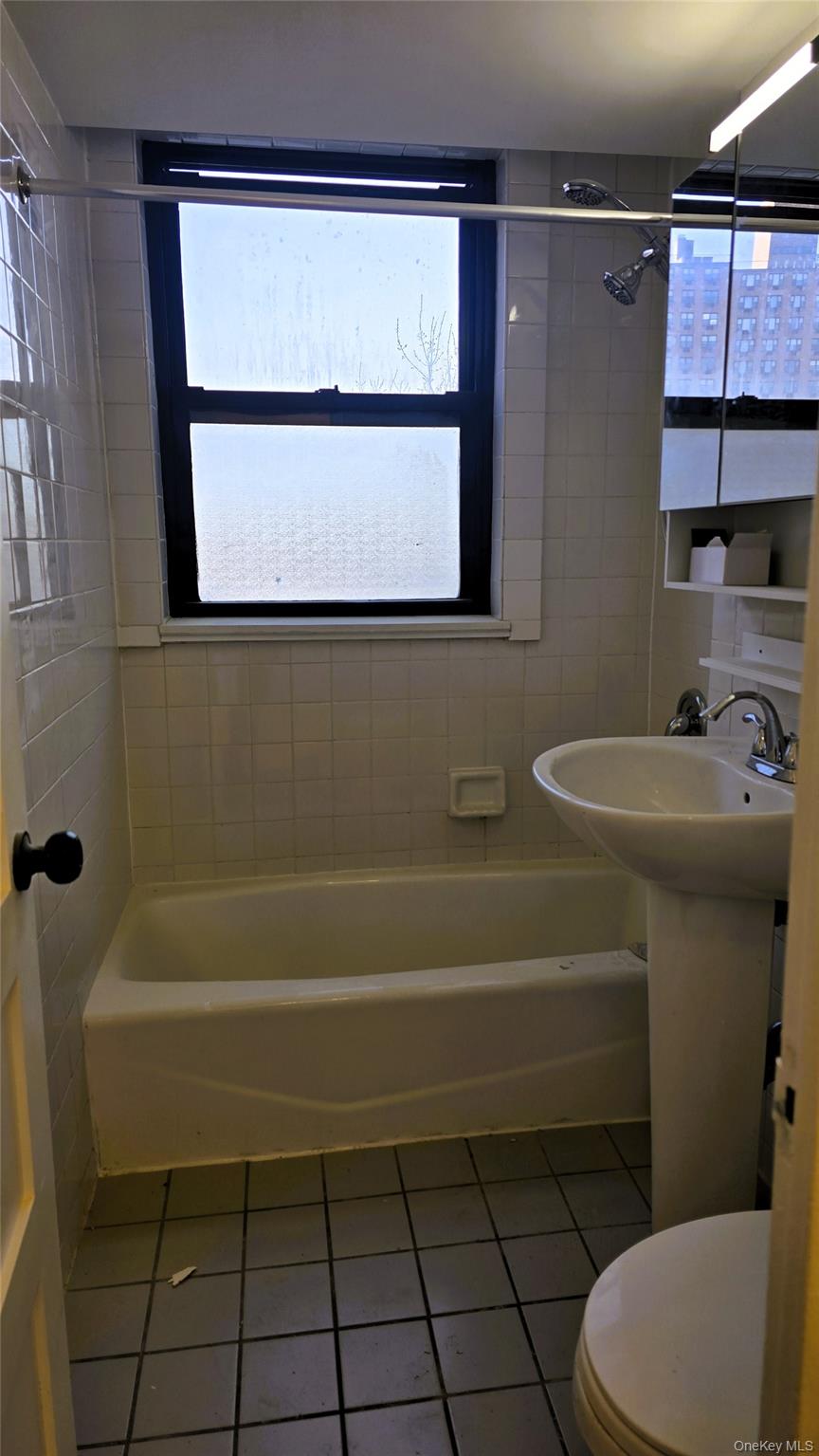 6115 98th Street #4h Property Photo 11