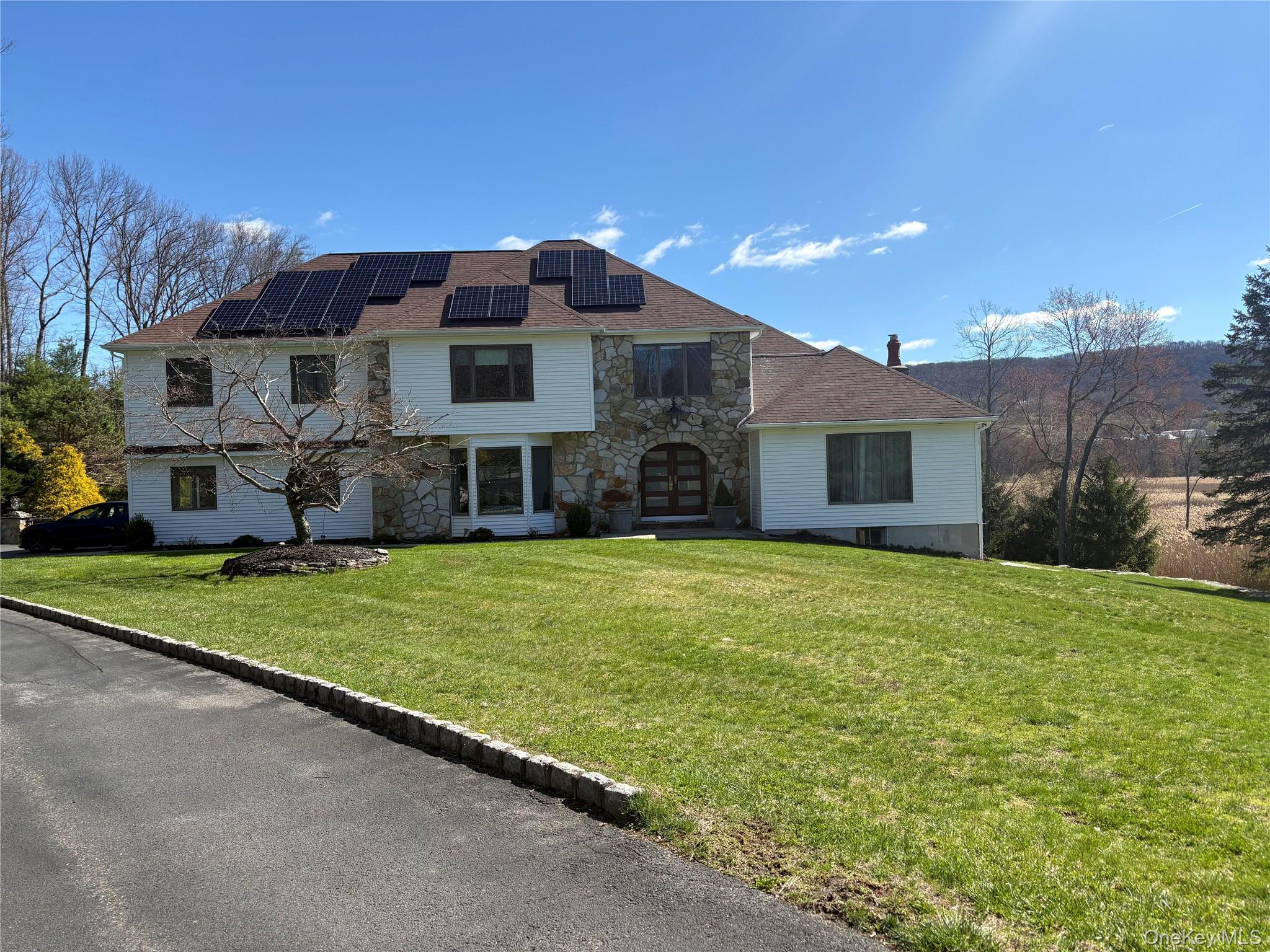 32 Pearce Drive Property Photo 1
