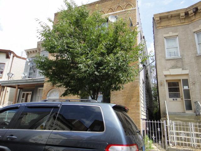 37-21 103 Street Property Photo 4