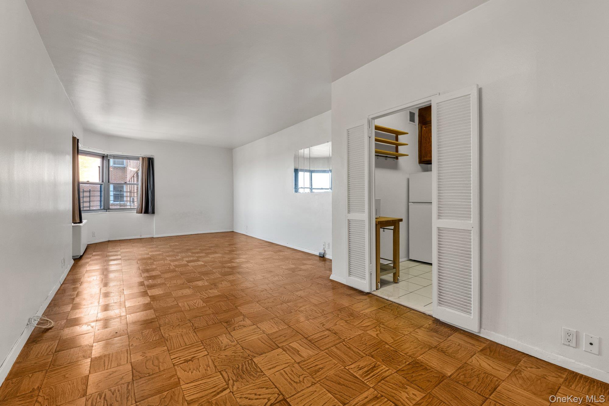 70-25 Yellowstone Boulevard 18k Property Photo 5