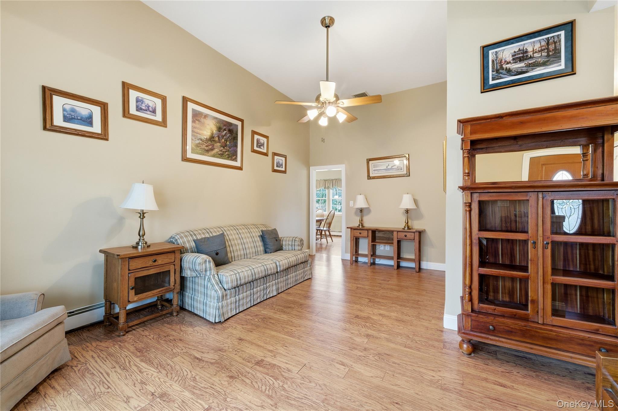 33 Timber Ridge Drive Property Photo 3