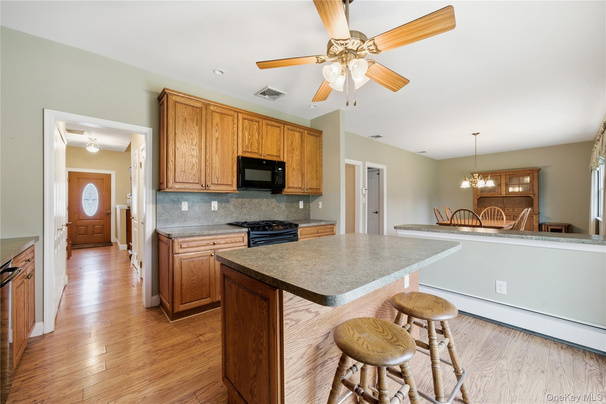 33 Timber Ridge Drive Property Photo 9