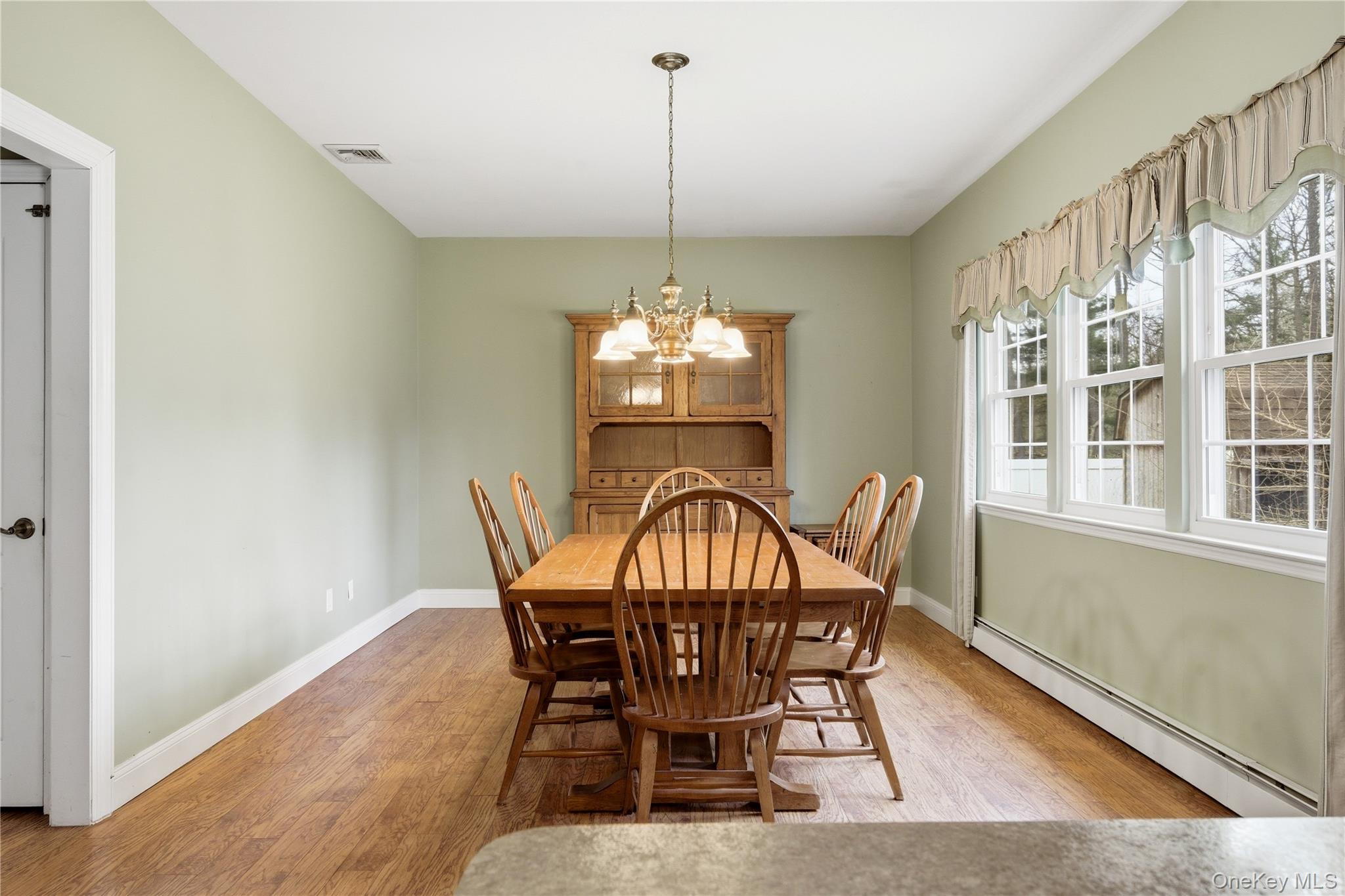 33 Timber Ridge Drive Property Photo 12
