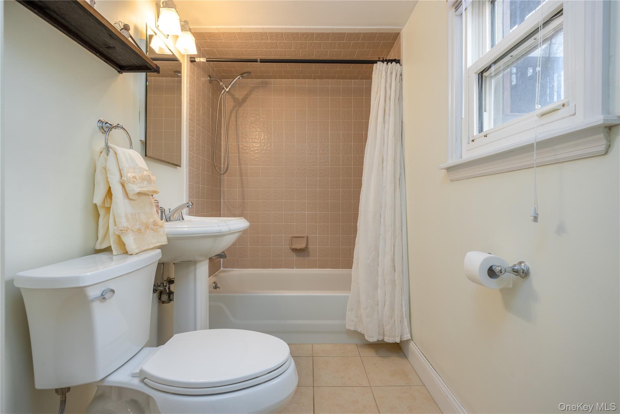 2 Emily Lane Property Photo 19