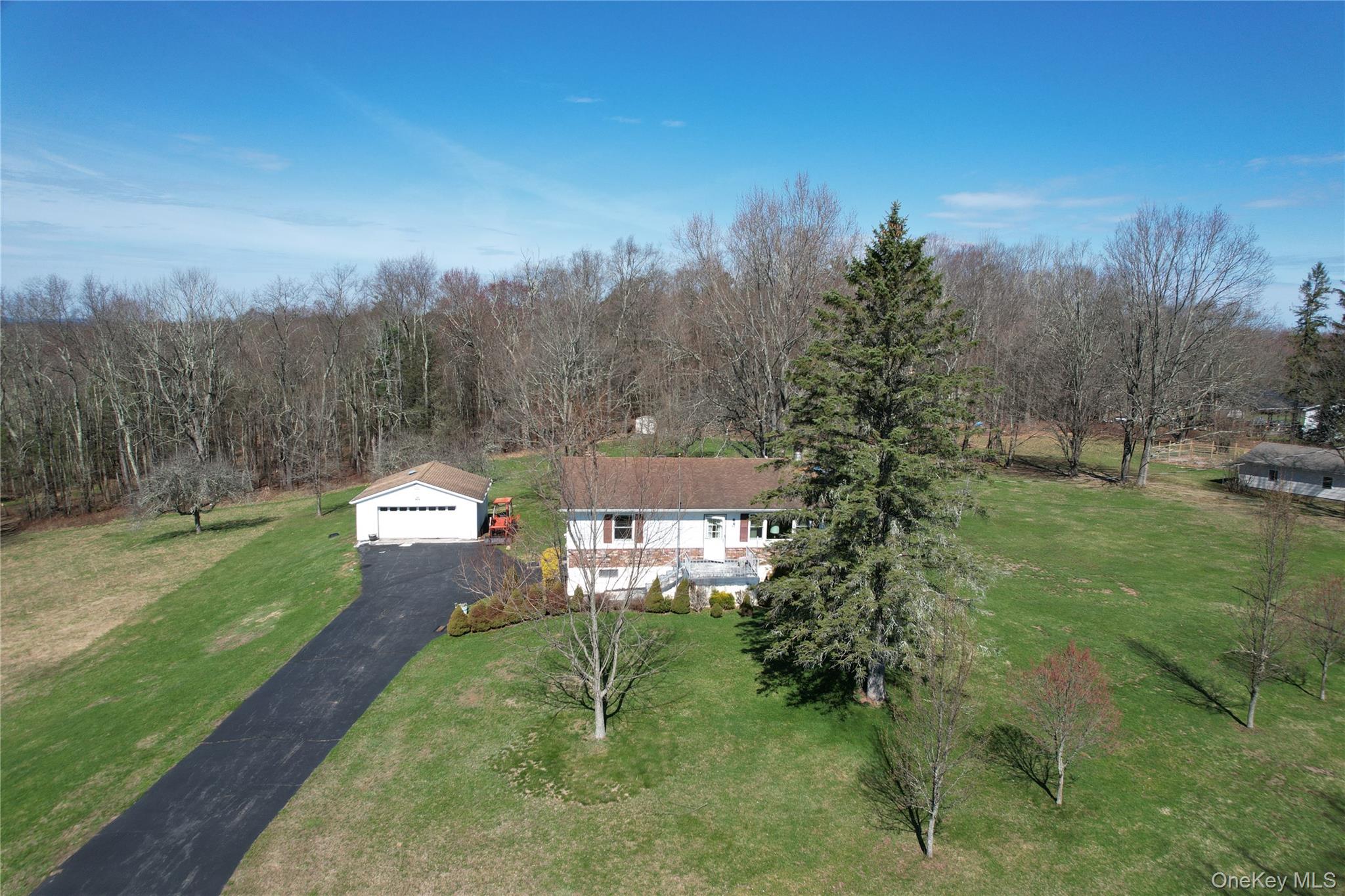 62 Pucky Huddle Road Property Photo 1