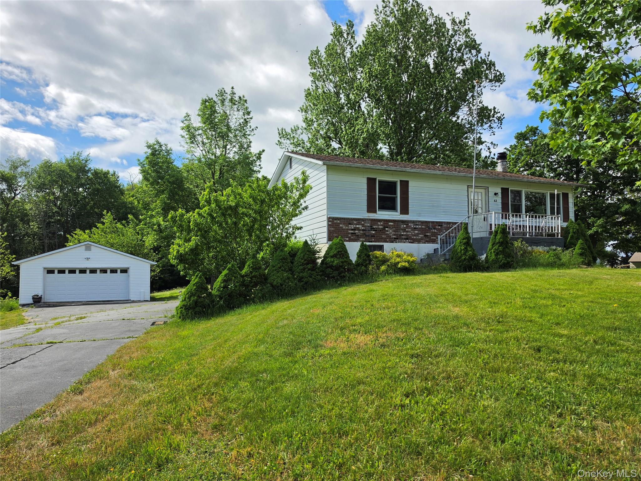62 Pucky Huddle Road Property Photo 2