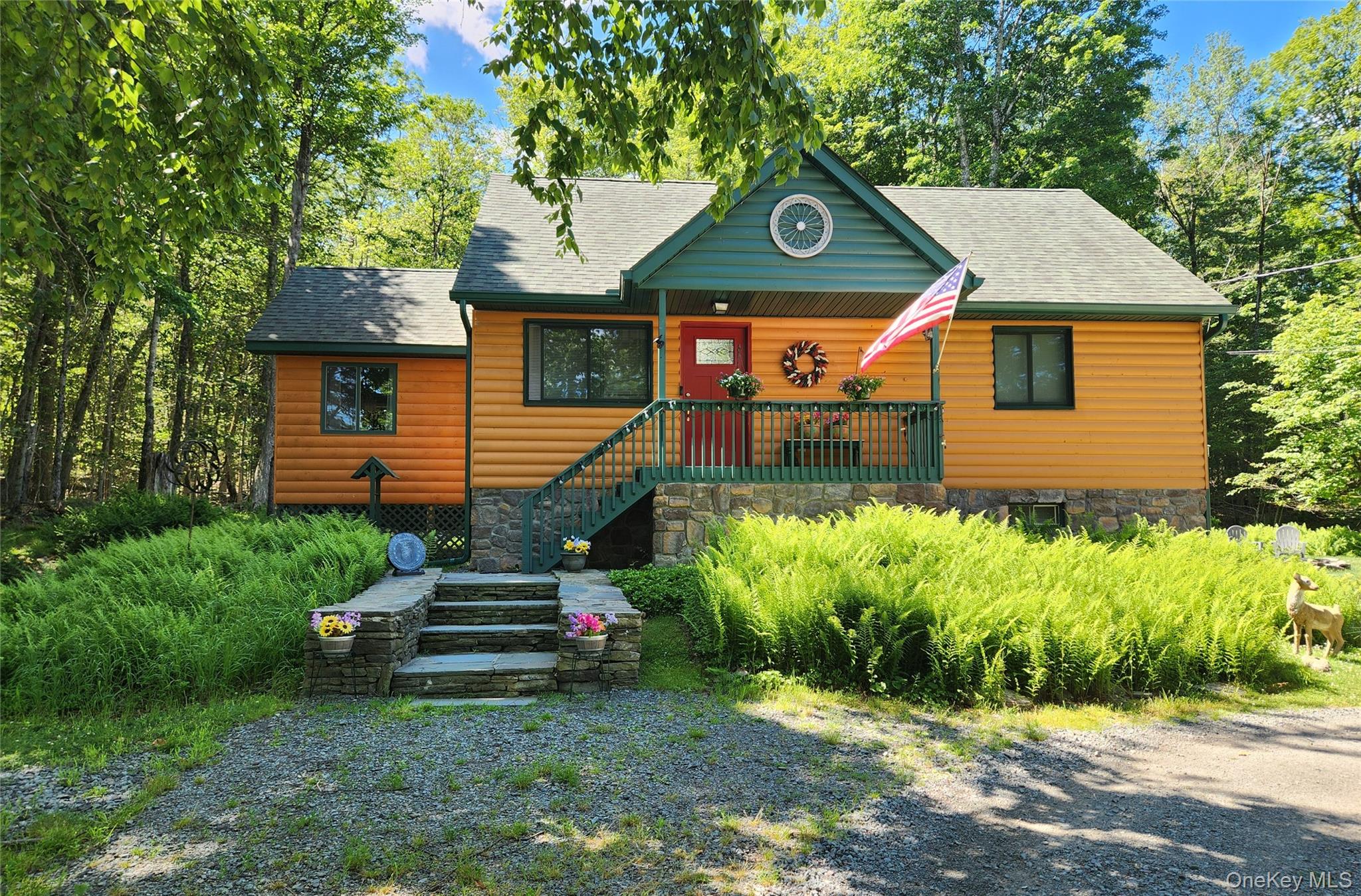 150 Hartwood Drive Property Photo 1