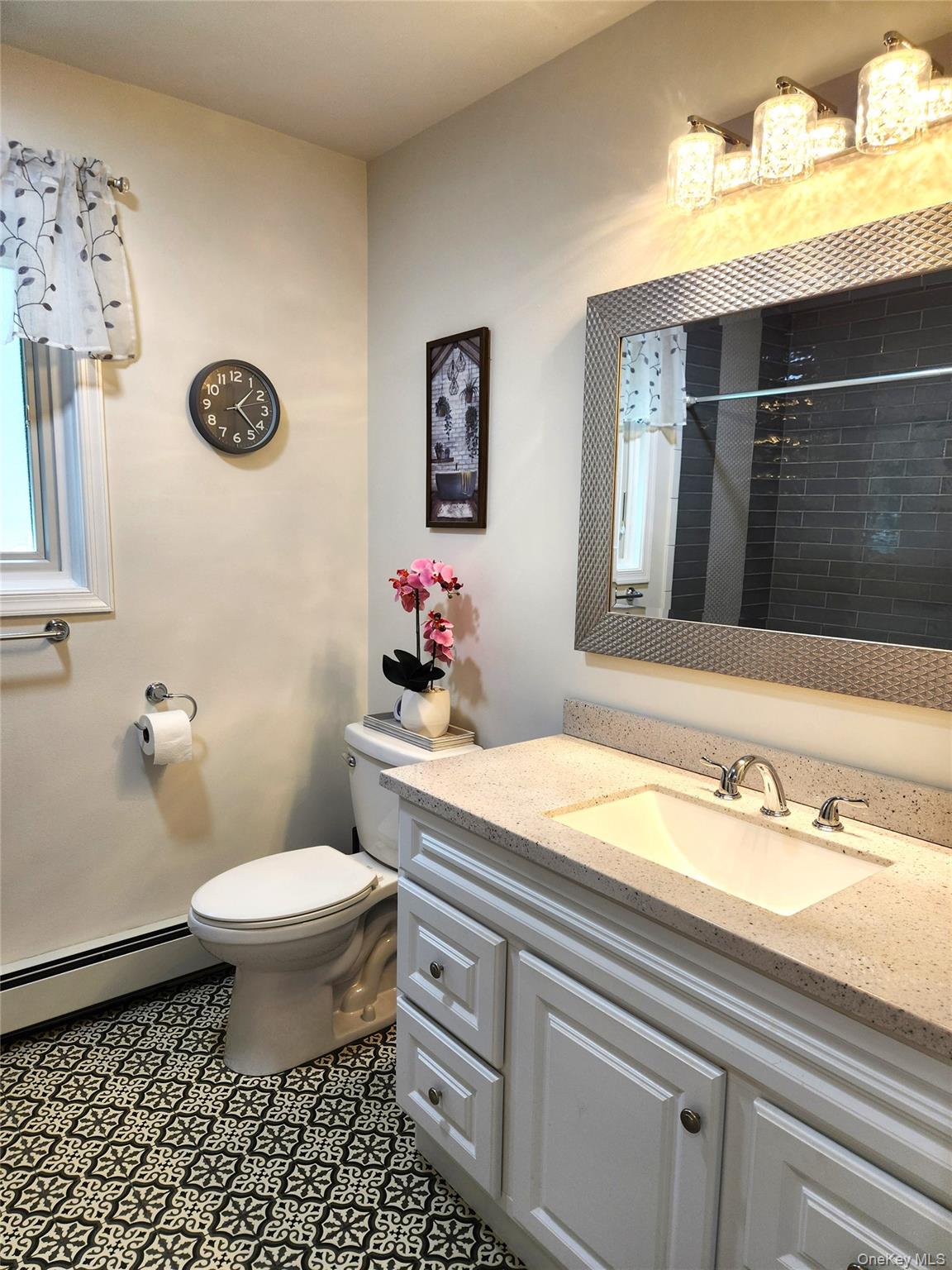 150 Hartwood Drive Property Photo 12