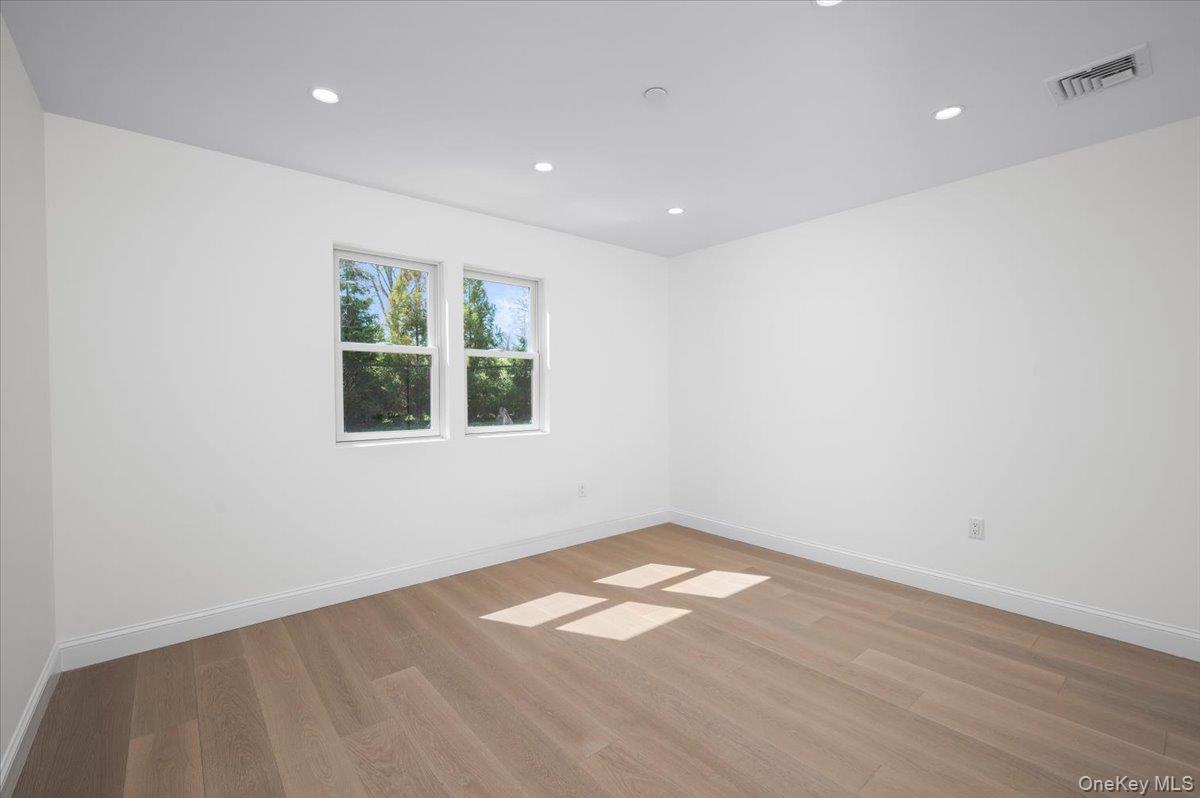209 Prospect Avenue Property Photo 12