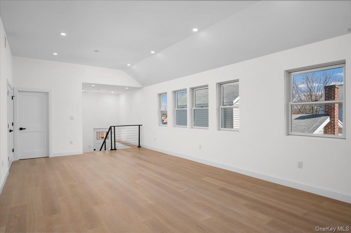 209 Prospect Avenue Property Photo 18