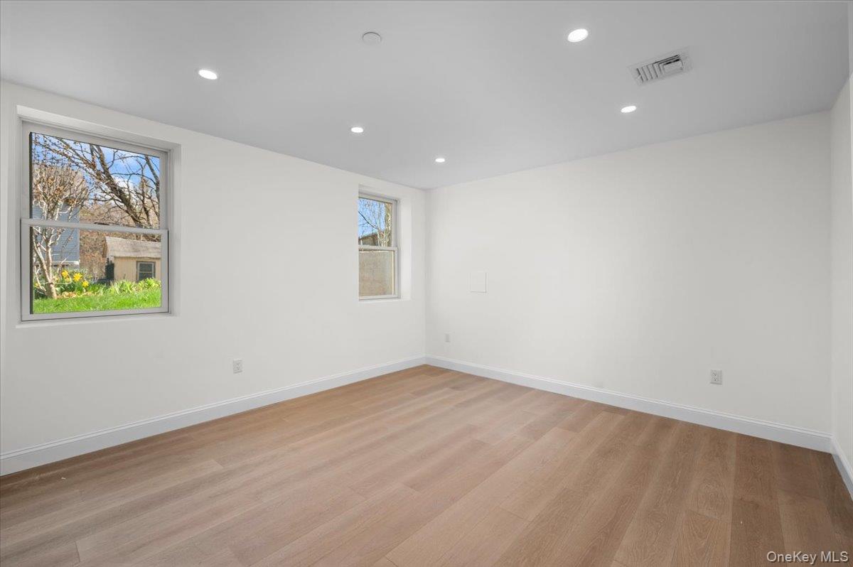 209 Prospect Avenue Property Photo 22