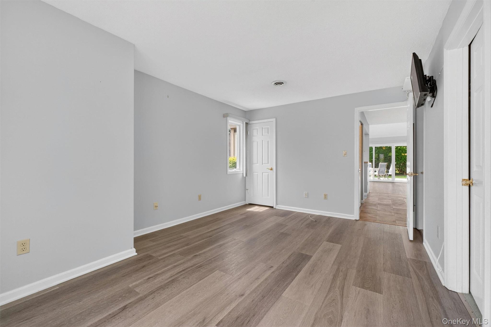 115 Fields Lane Property Photo 19