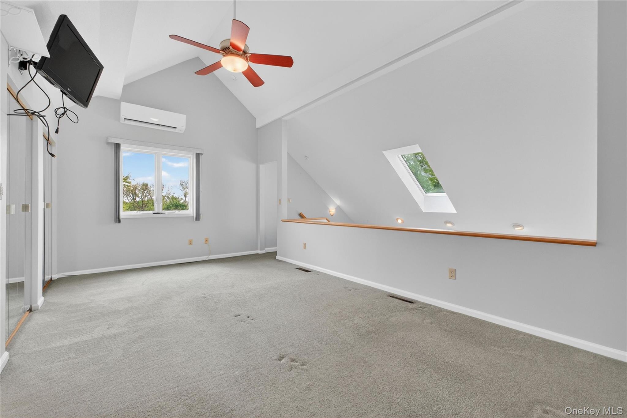 115 Fields Lane Property Photo 25