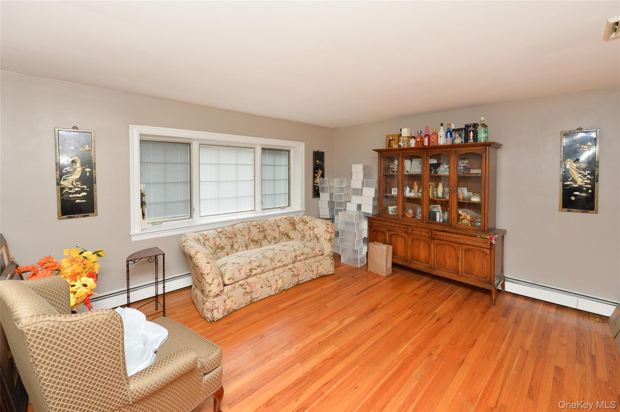 14 Lynmore Avenue Property Photo 4