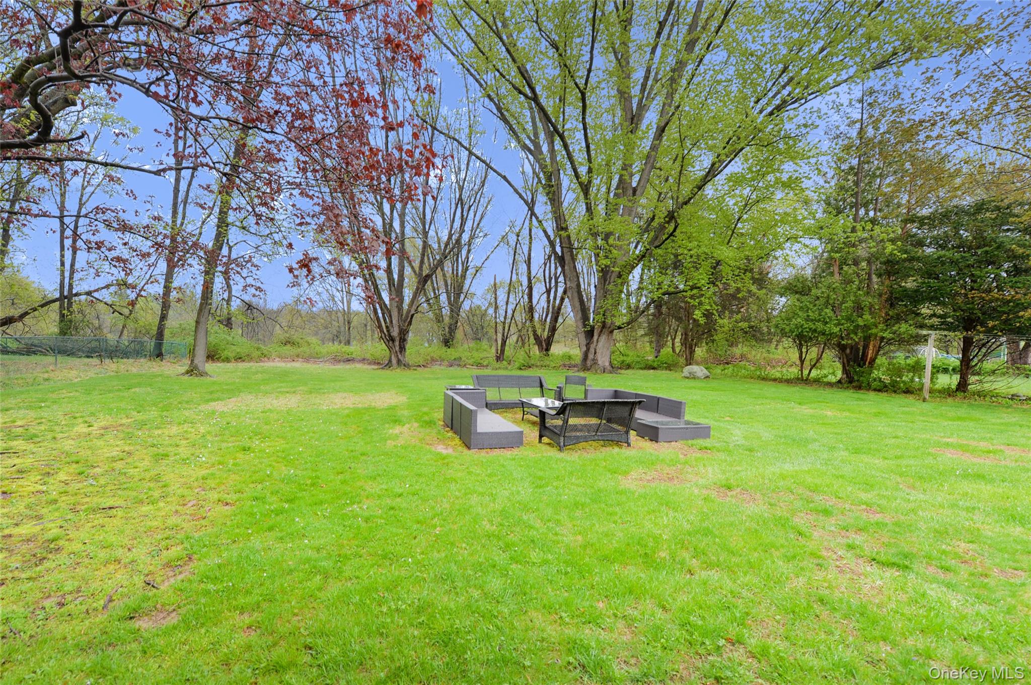 14 Lynmore Avenue Property Photo 14