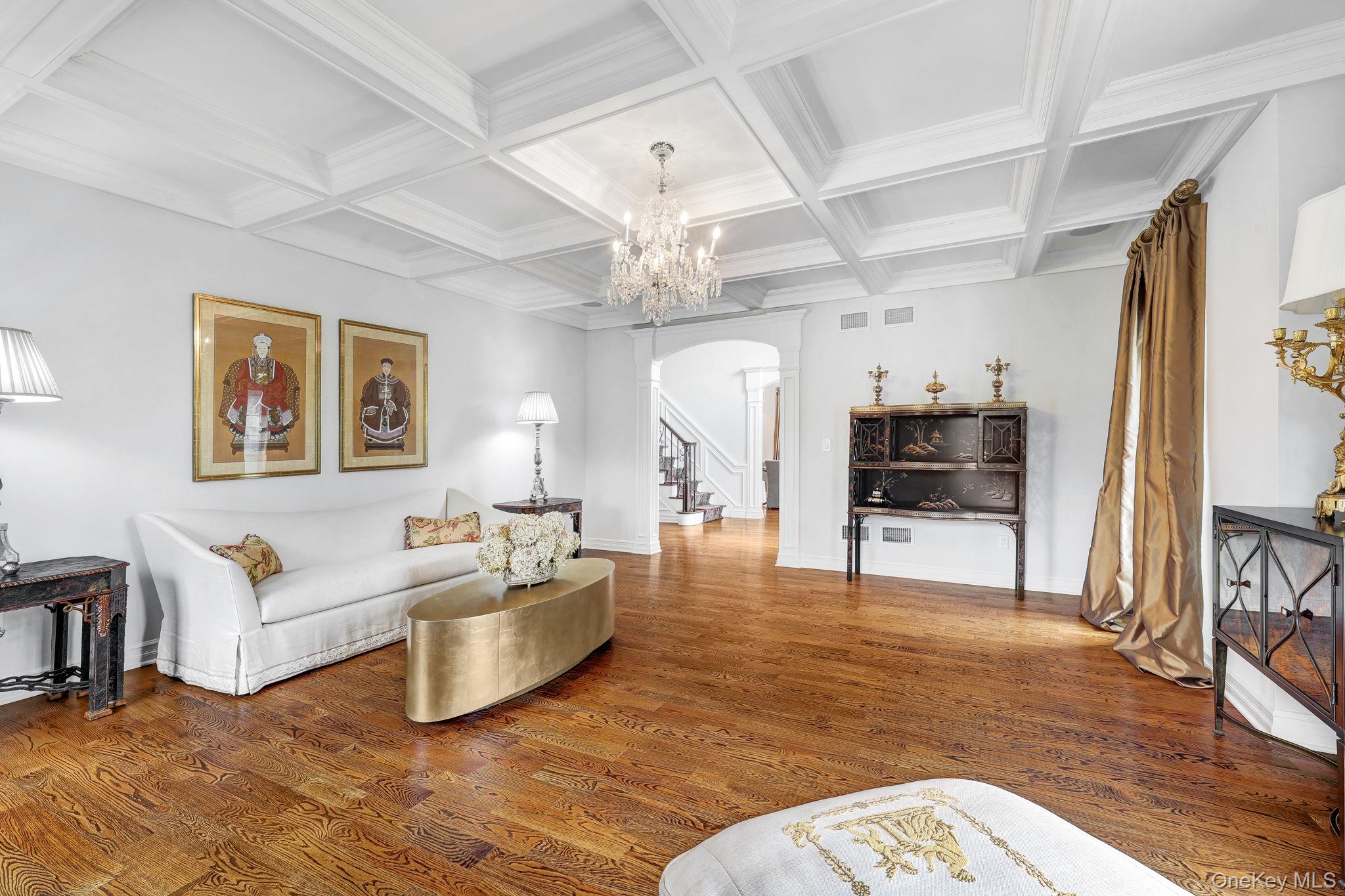 31 Greenwich Avenue Property Photo 20