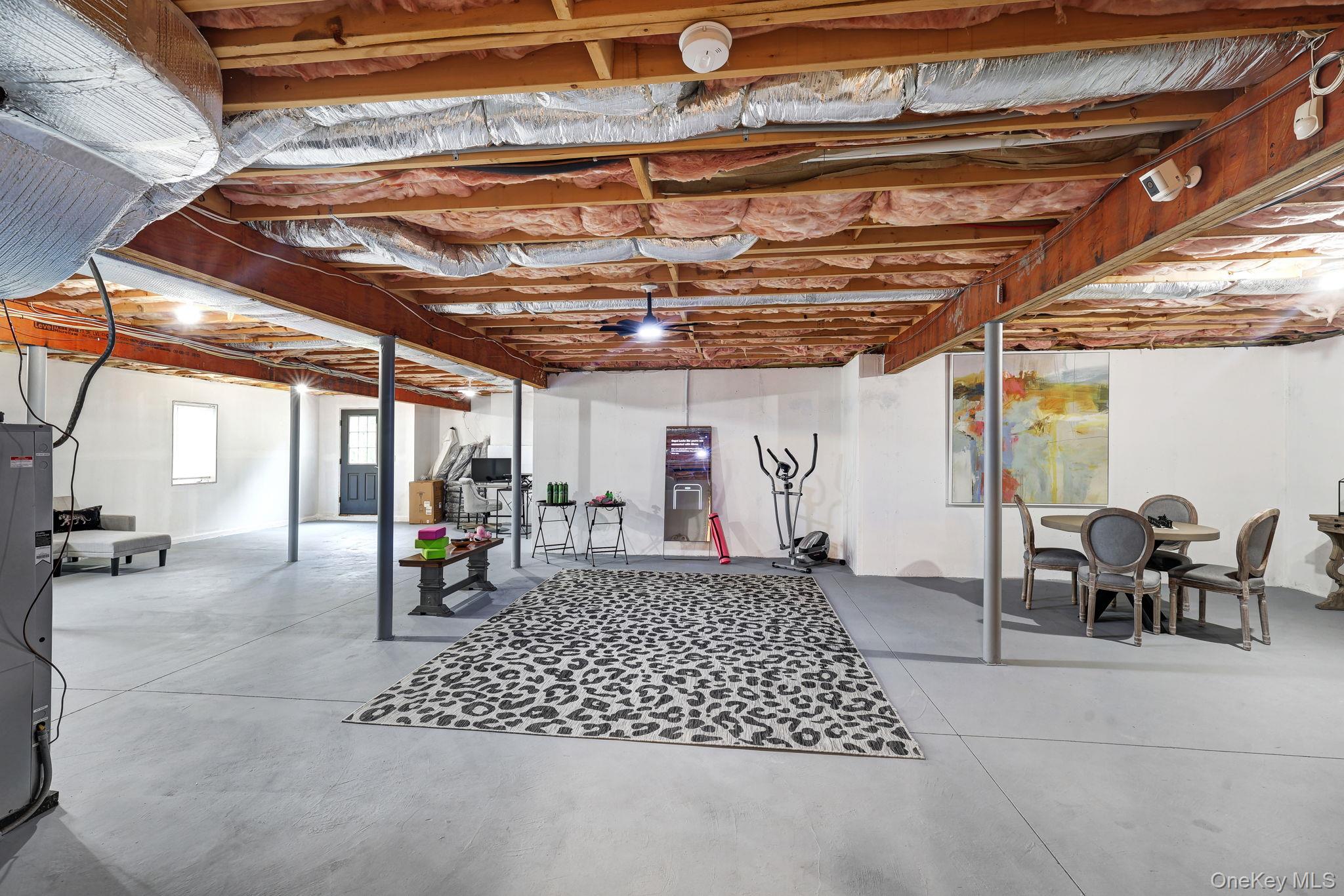 31 Greenwich Avenue Property Photo 43