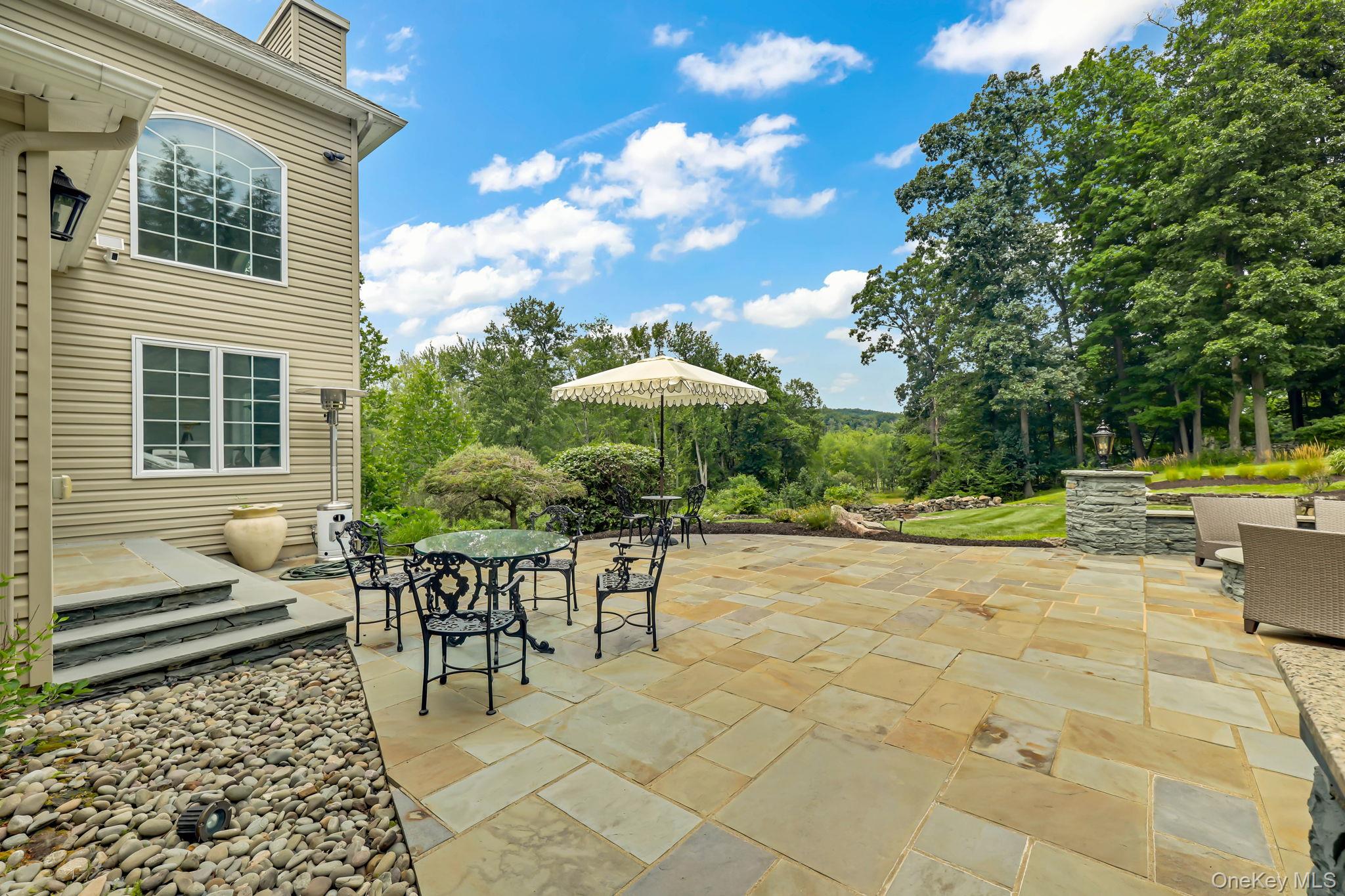 31 Greenwich Avenue Property Photo 49