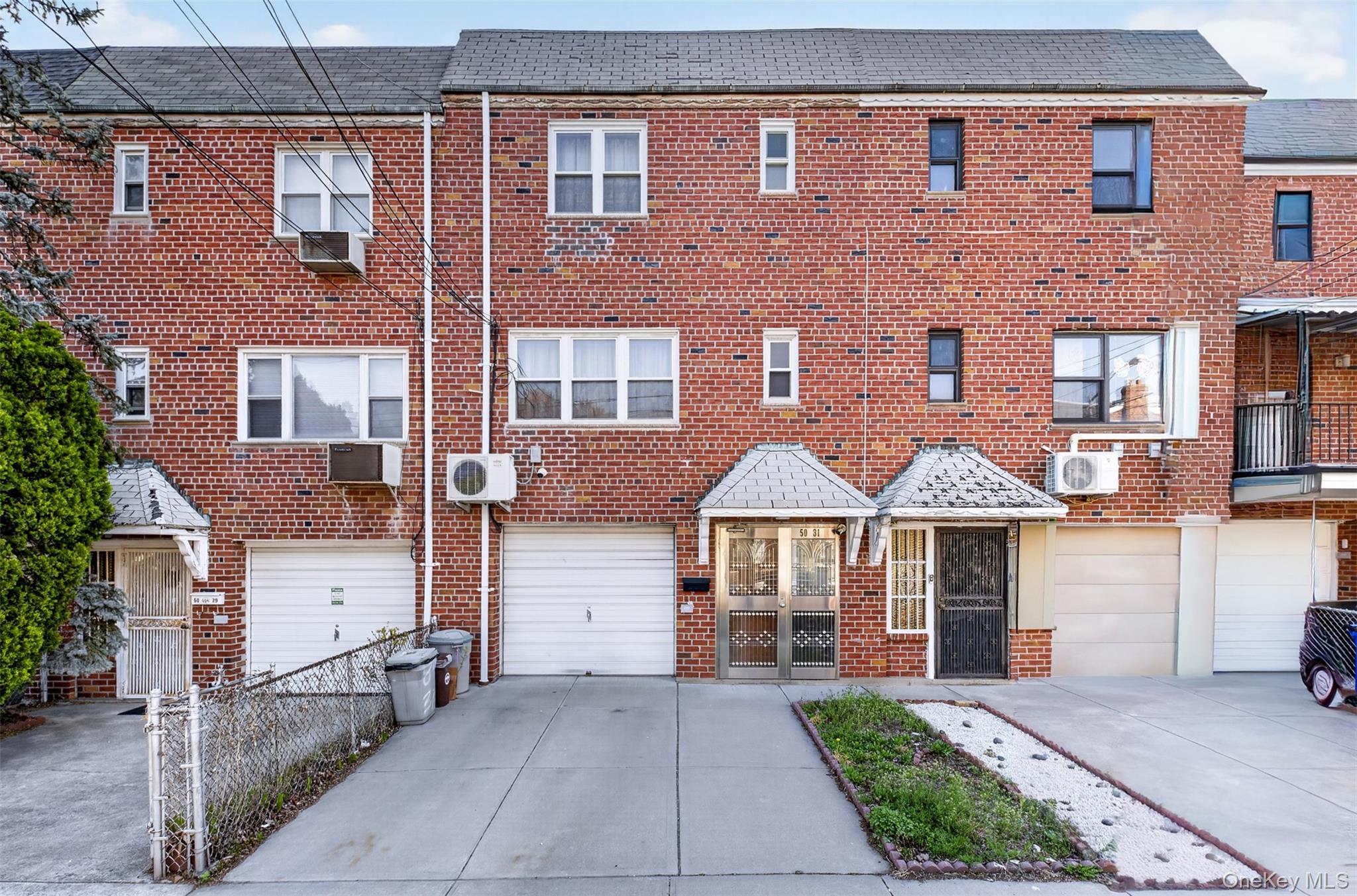 5031 68th Street Property Photo 1